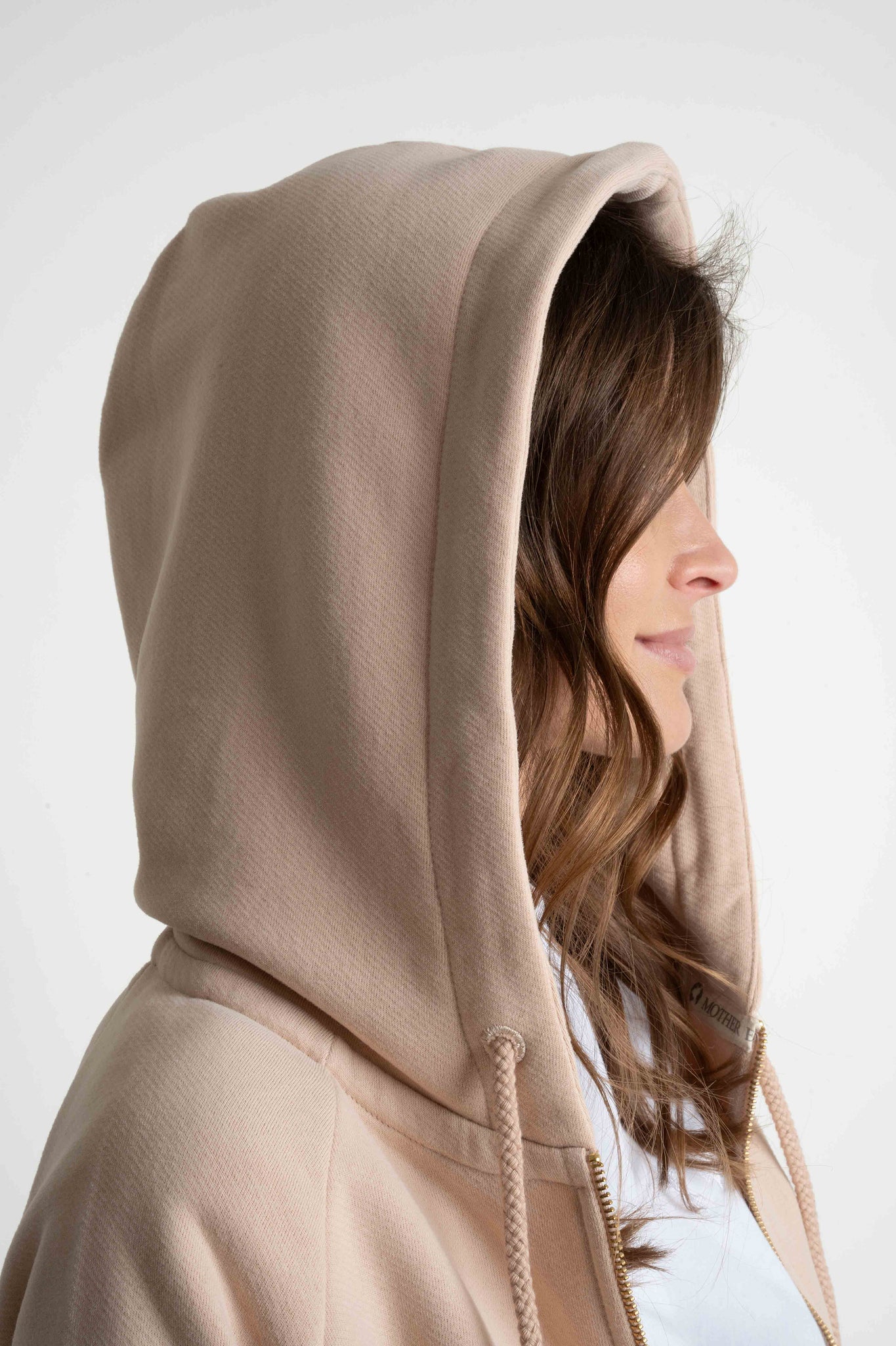 ZIPPER HOODED SWEATSHIRT SAND - ZANZIBAR