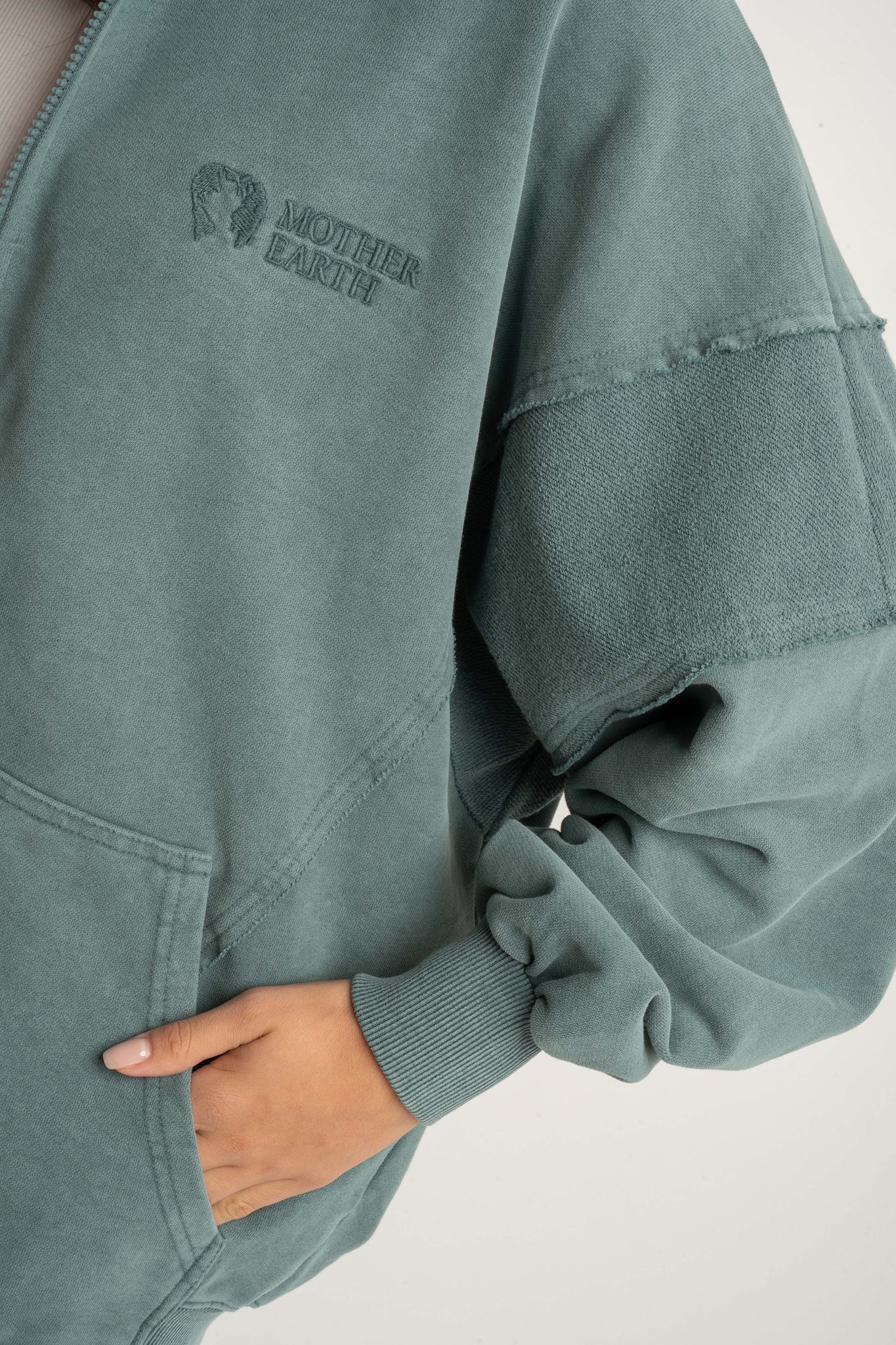 OVERSIZED WASHED HOODIE IN GREEN - TRONDHEIM