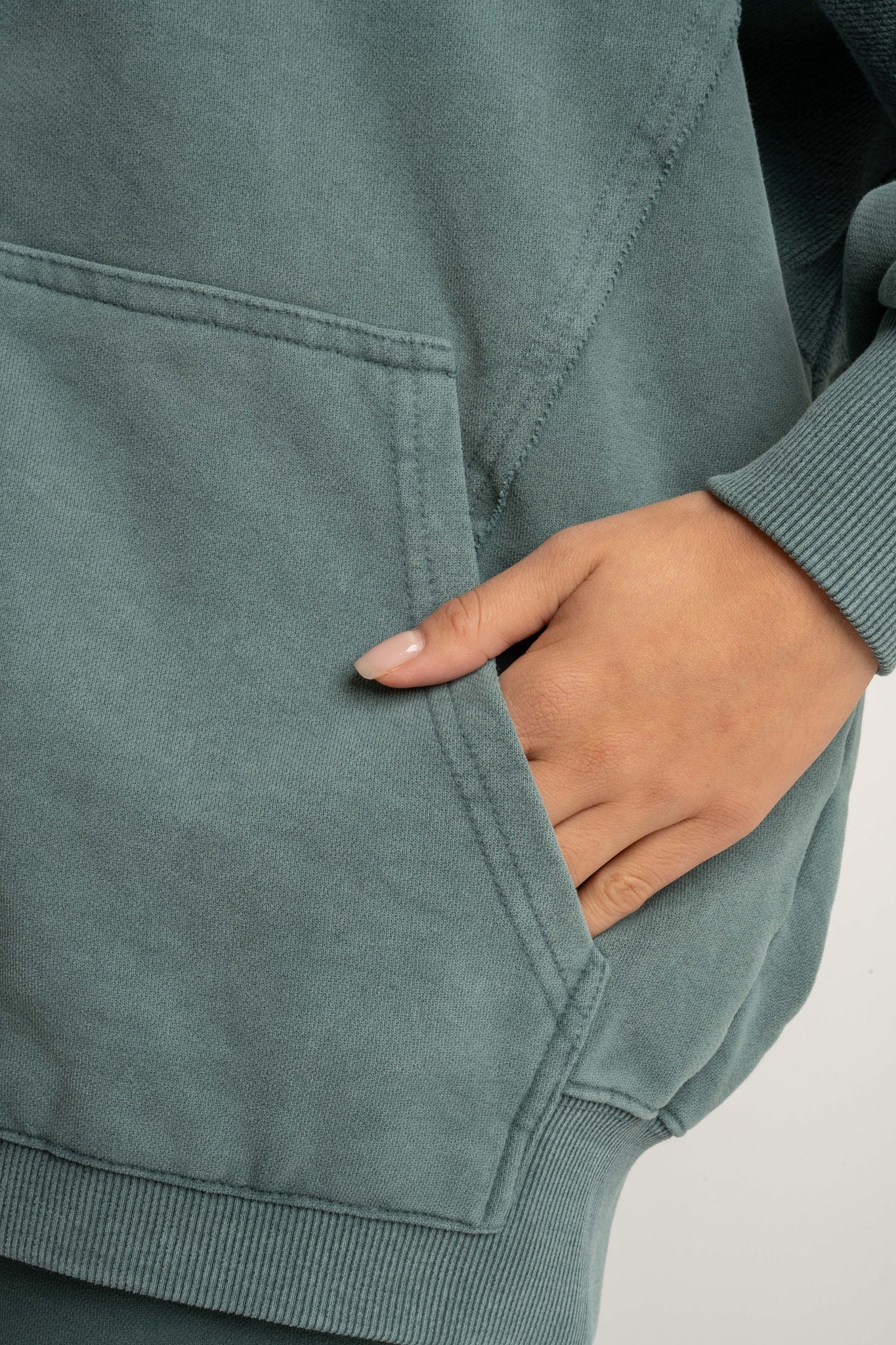 OVERSIZED WASHED HOODIE IN GREEN - TRONDHEIM