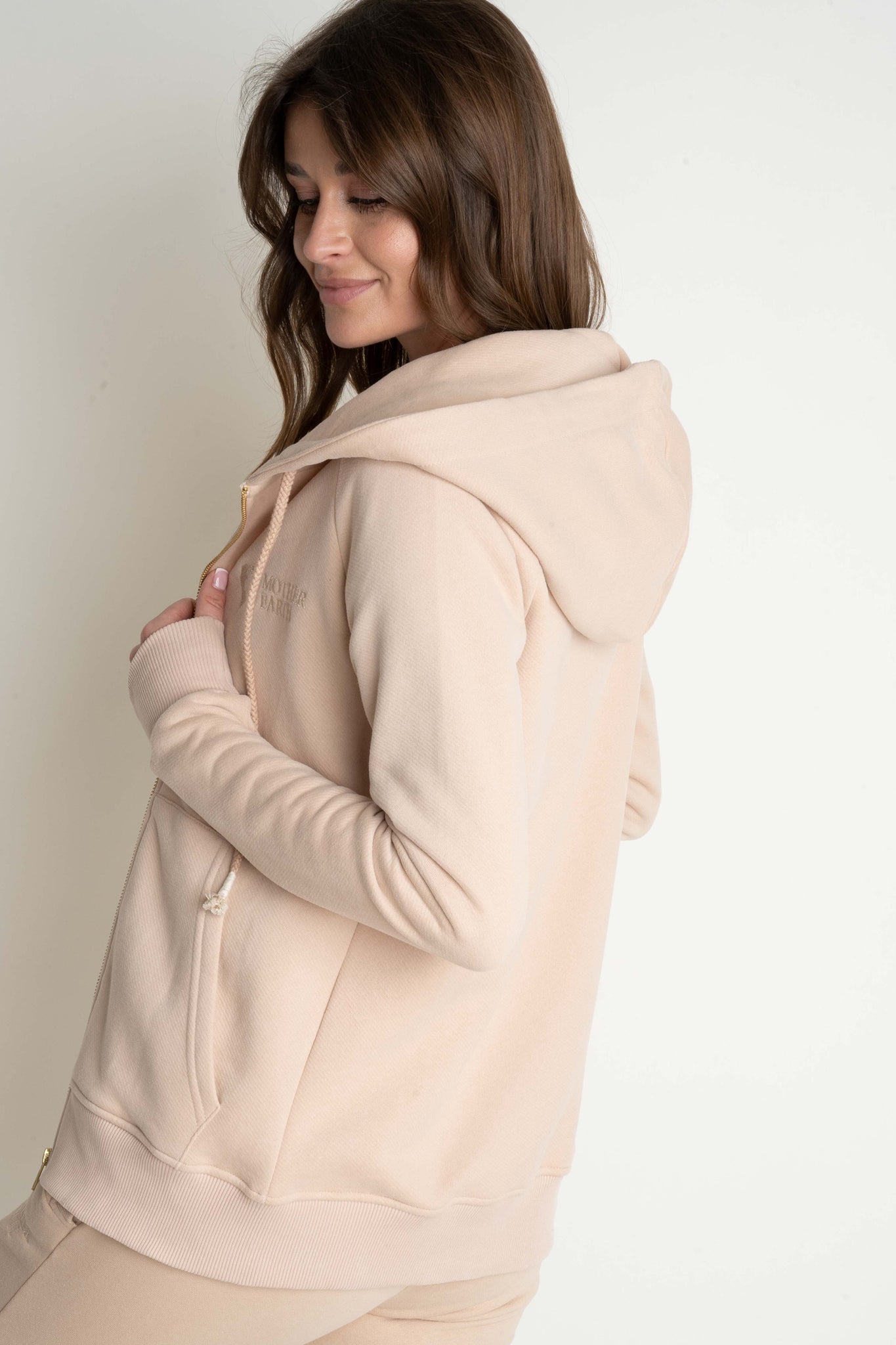 ZIPPER HOODED SWEATSHIRT SAND - ZANZIBAR