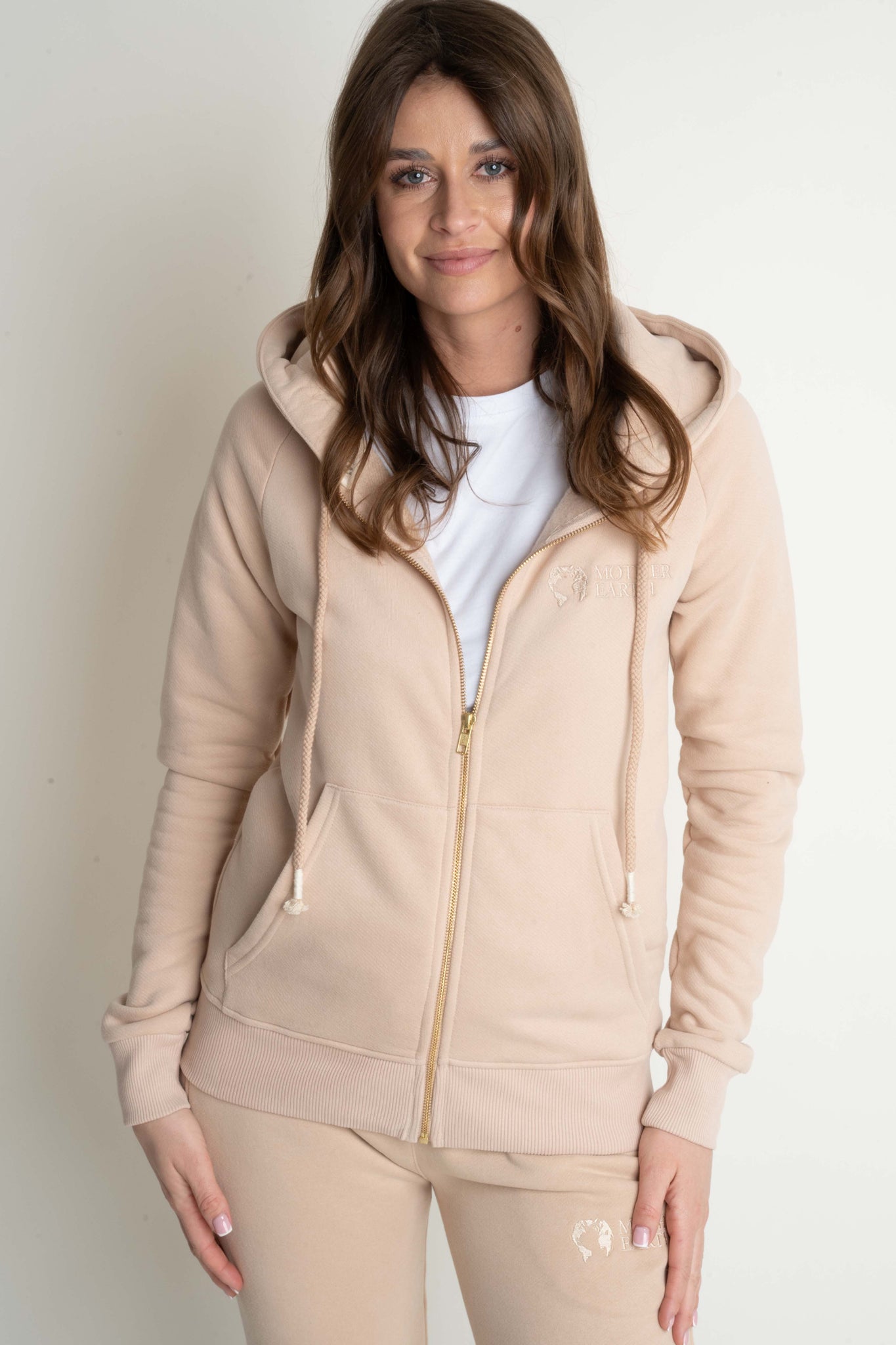 ZIPPER HOODED SWEATSHIRT SAND - ZANZIBAR