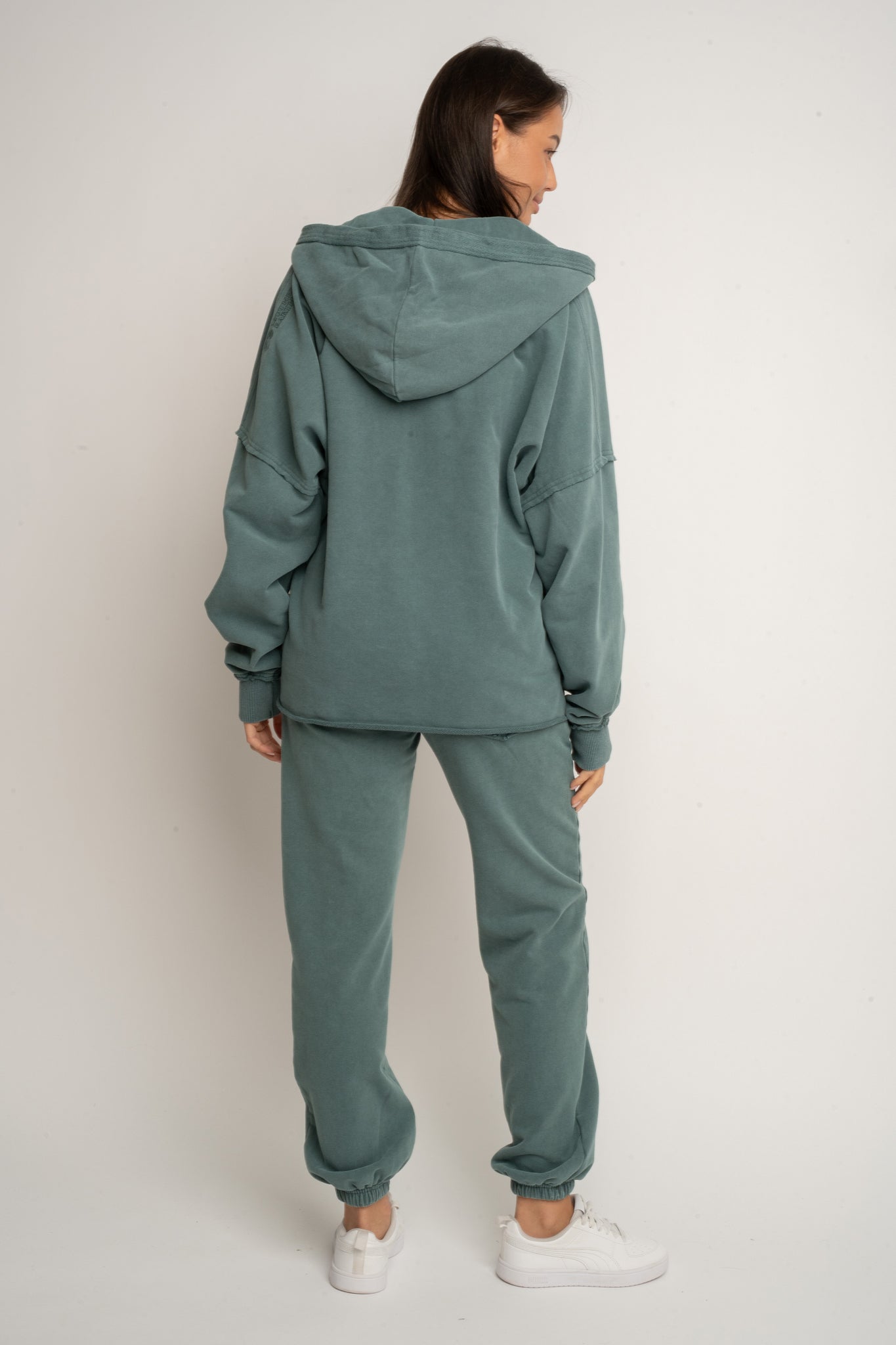 WASHED EFFECT HOODIE GREEN - LIMFJORD