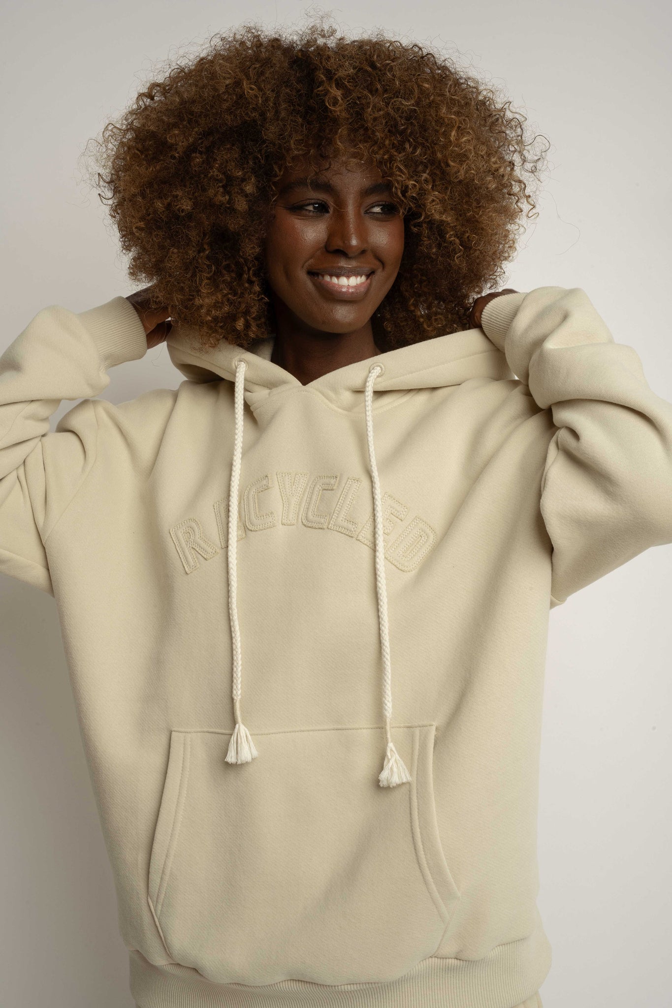 LIGHT BEIGE HOODIE - MOHELI RECYCLED