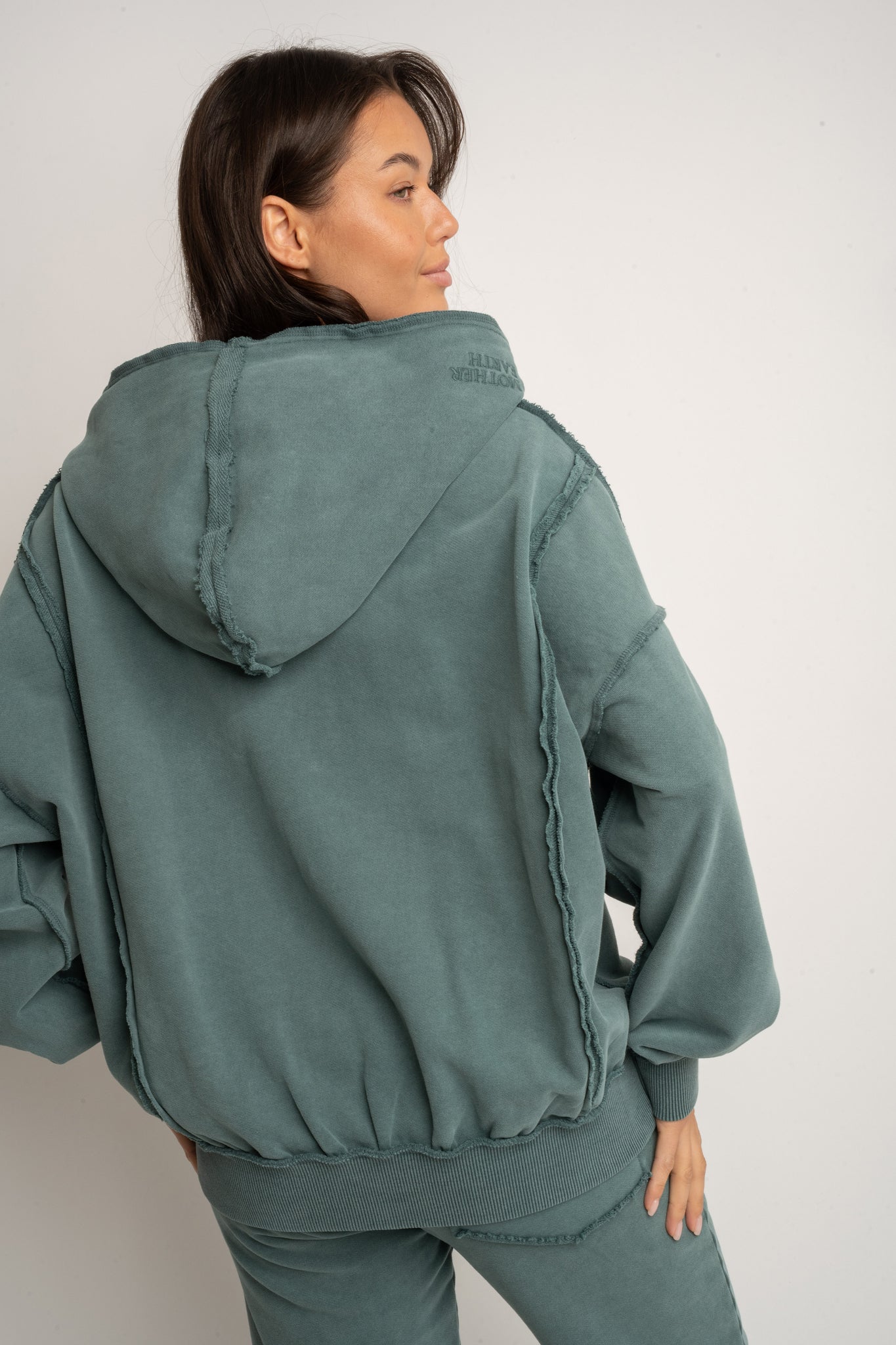 BLUZA OVERSIZE Z EFEKTEM WASHED ZIELONA - OSLO