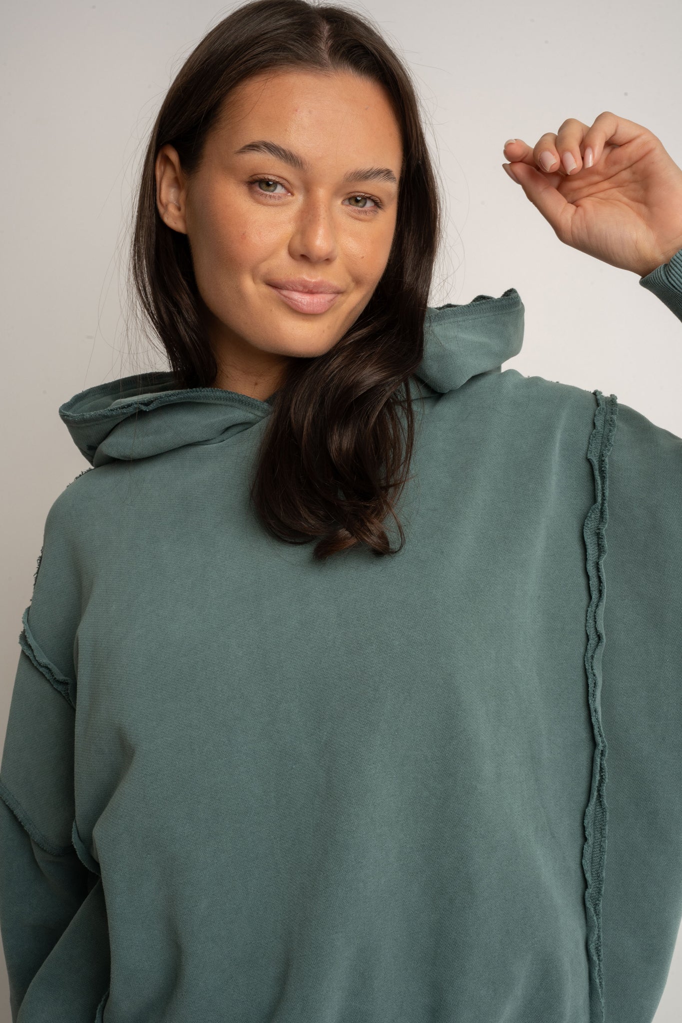 BLUZA OVERSIZE Z EFEKTEM WASHED ZIELONA - OSLO