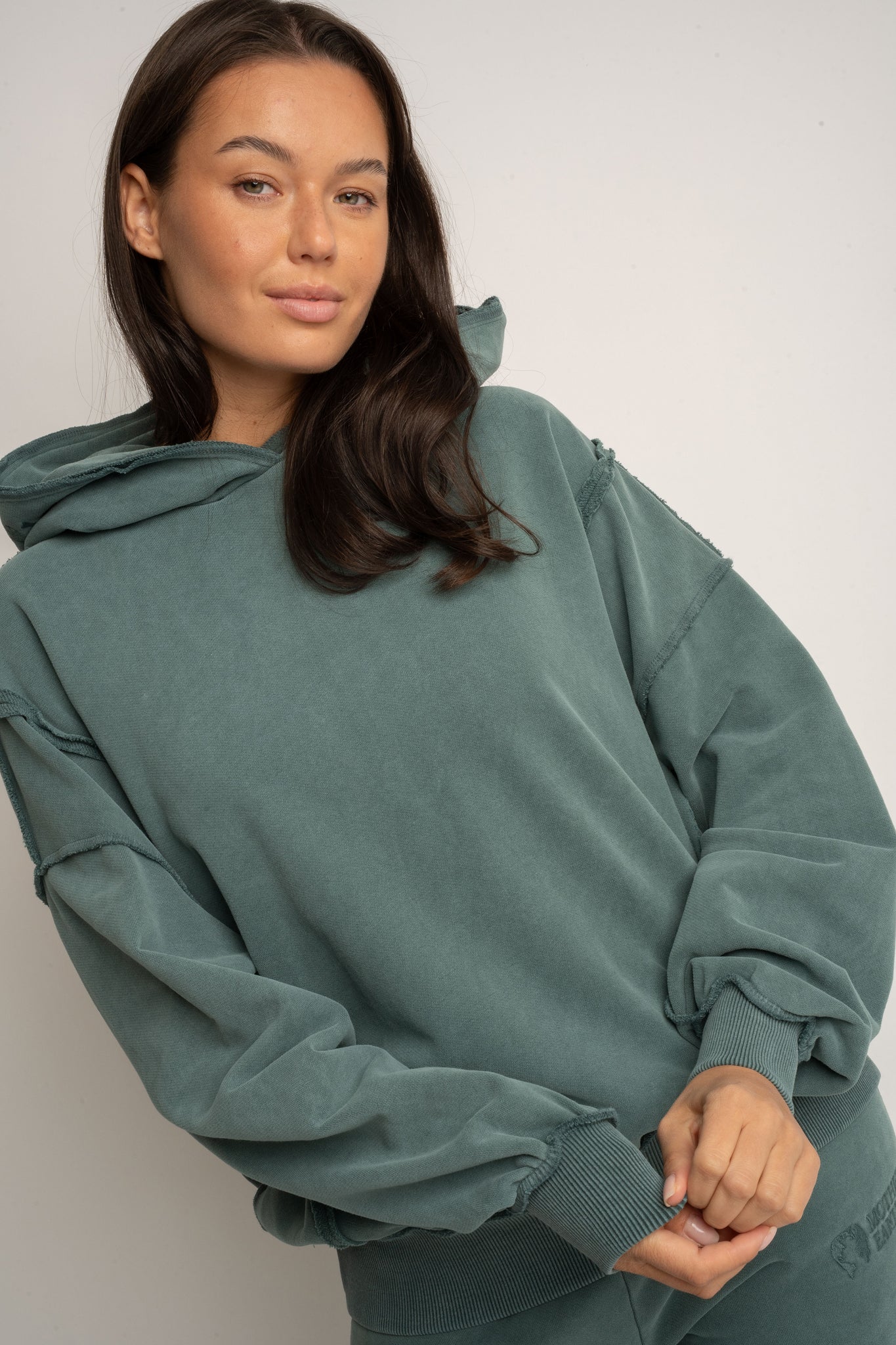 BLUZA OVERSIZE Z EFEKTEM WASHED ZIELONA - OSLO