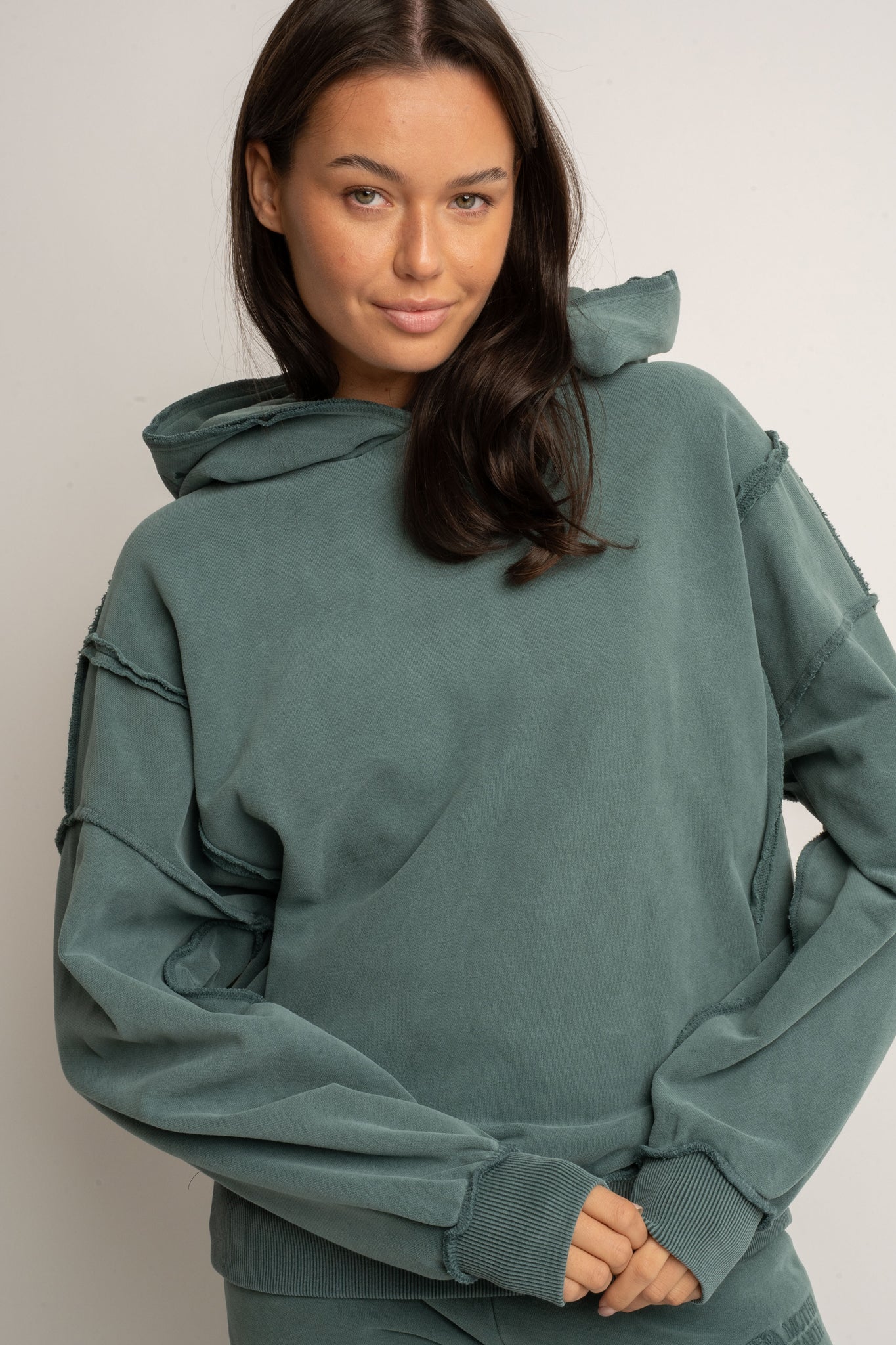 BLUZA OVERSIZE Z EFEKTEM WASHED ZIELONA - OSLO