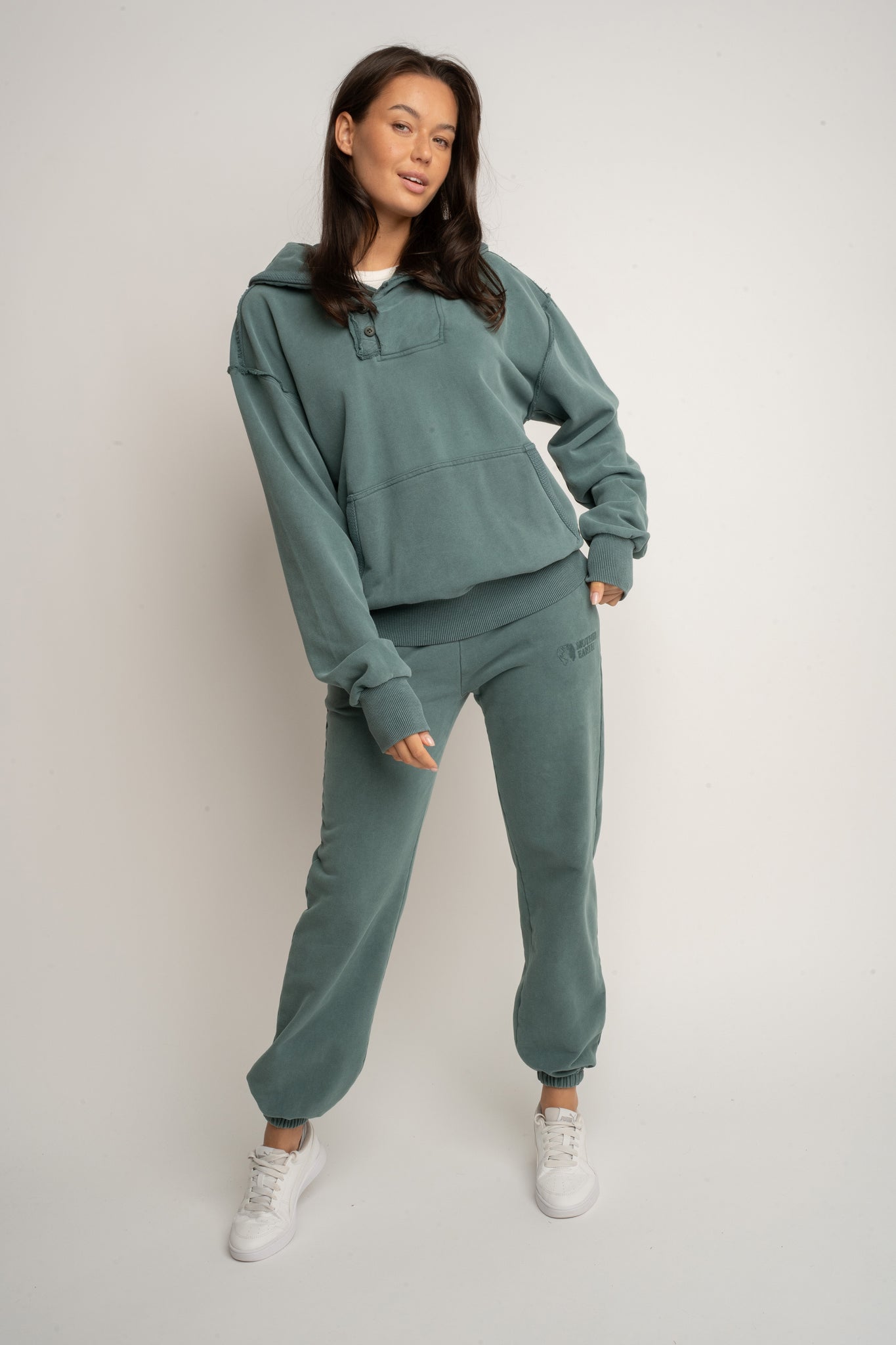 WASHED EFFECT HOODIE GREEN - KUOPIO