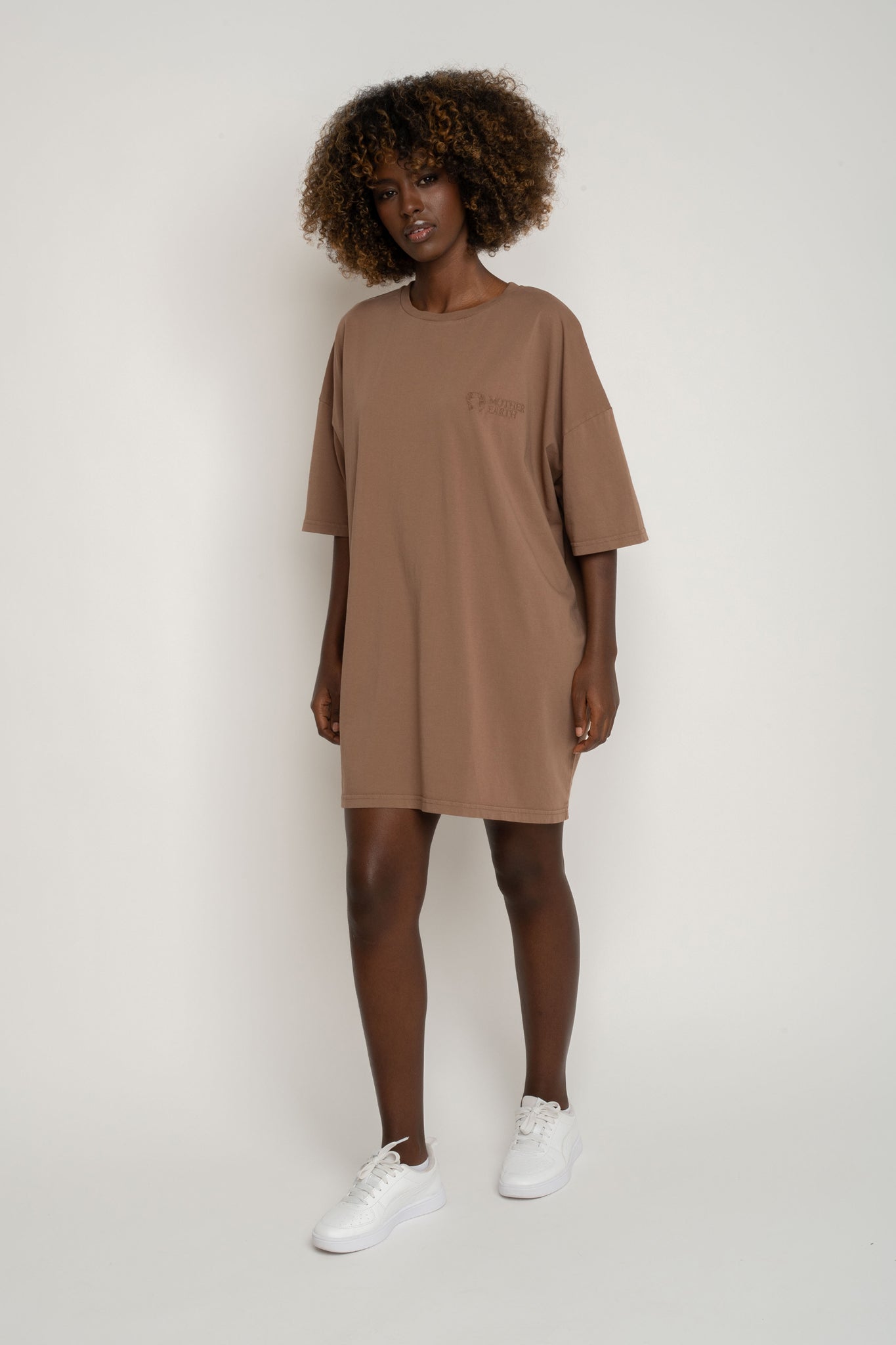 OVERSIZED T-SHIRT WITH A SUBSTANTIAL WASHED EFFECT BROWN - KOMODO