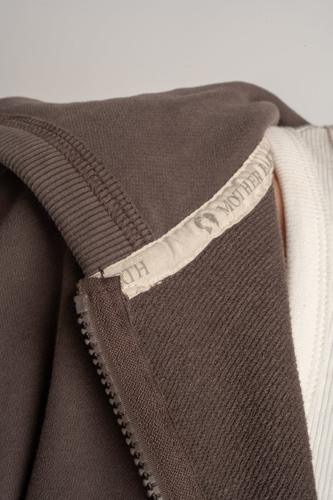 OVERSIZED HOODIE WITH WASHED EFFECT BROWN - TRONDHEIM