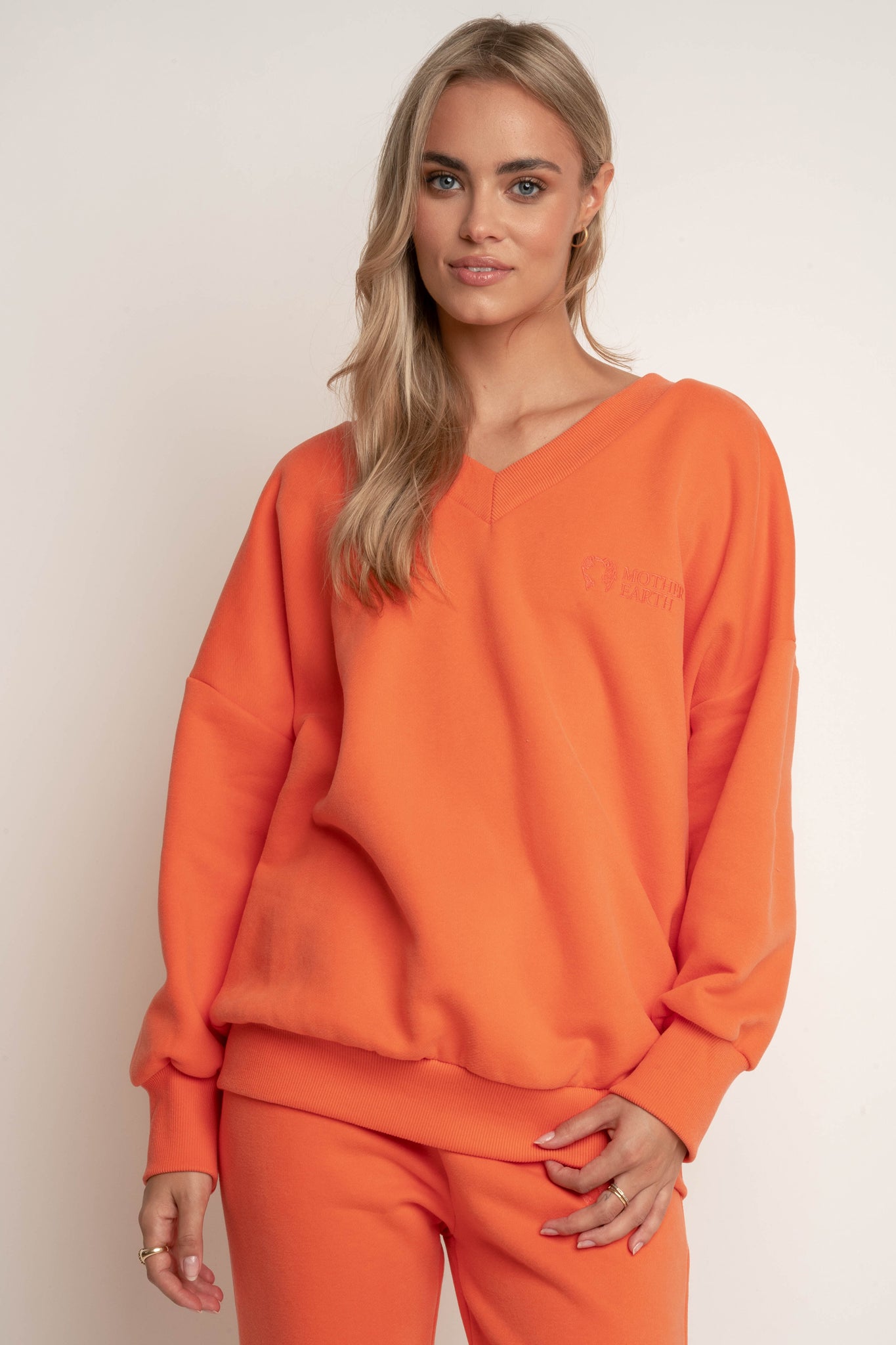 BLUZA Z DEKOLTEM OVERSIZE POMARAŃCZOWA- BISCOE
