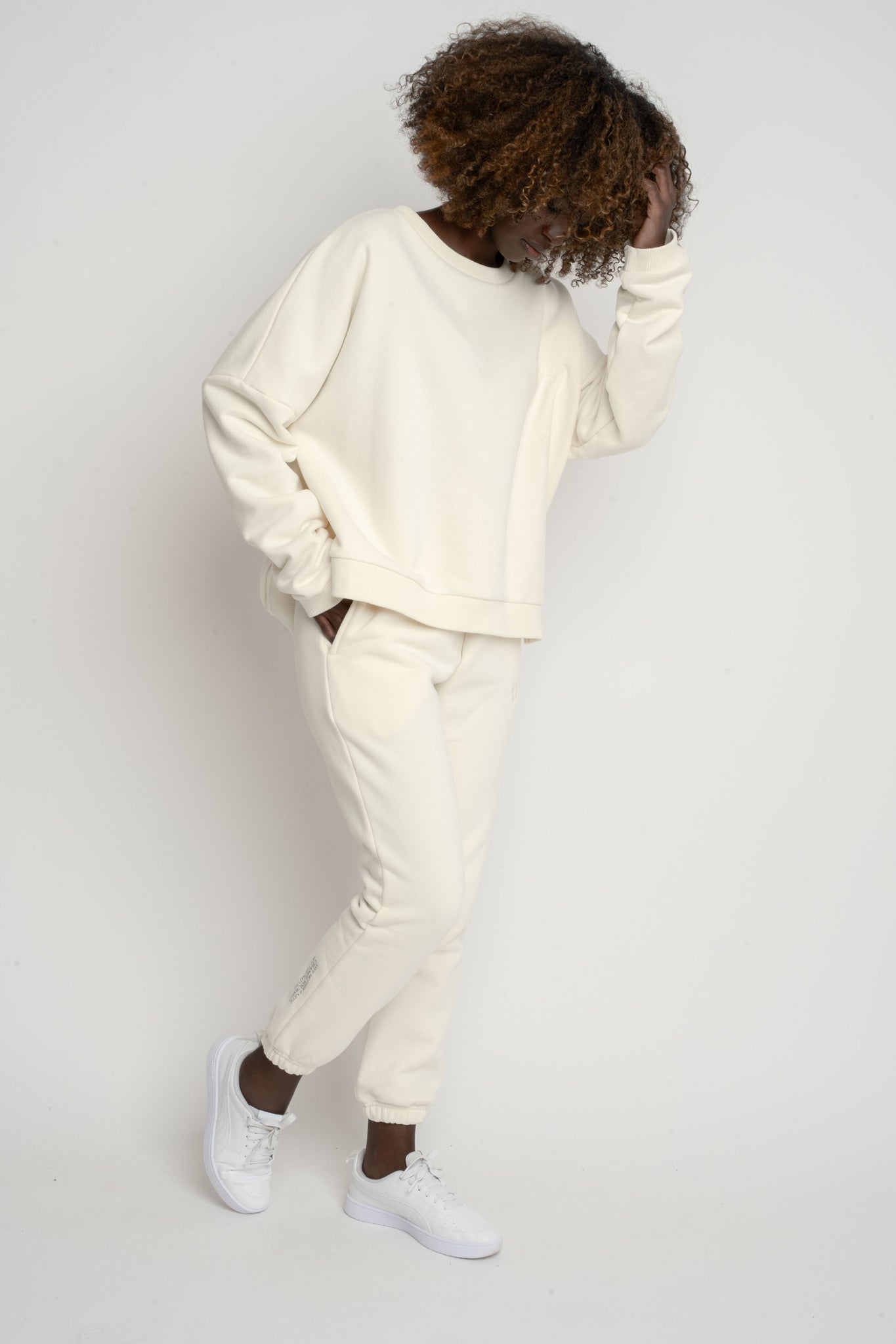 BLUZA O KROJU REGULAR FIT Z DŁUŻSZYM TYŁEM 2nd DROP ECRU - COOK