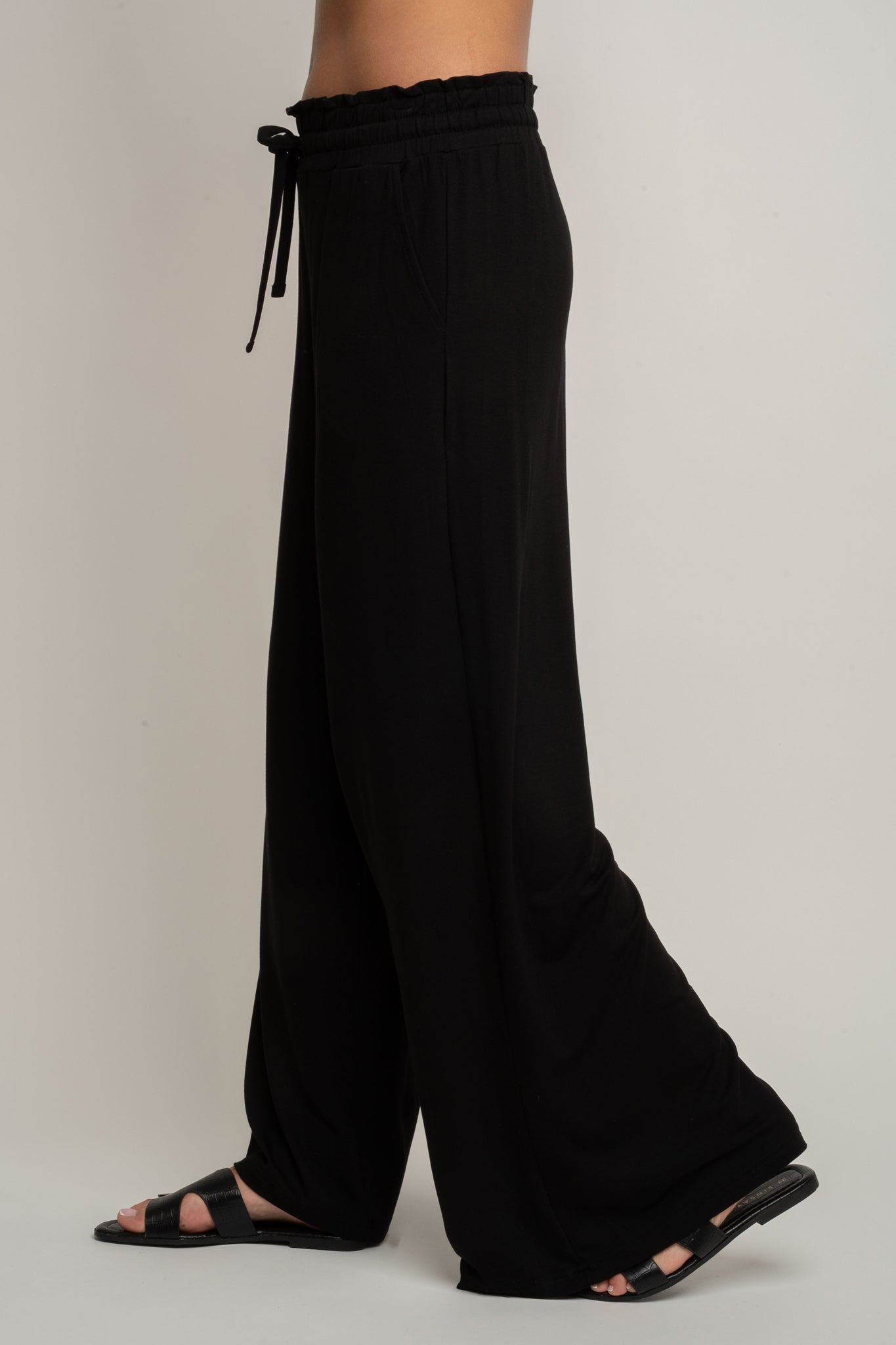 WOMEN'S VISCOSE TROUSERS BLACK - ELYSIA