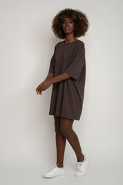 OVERSIZED T-SHIRT WITH A SUBSTANTIAL WASH EFFECT, DARK BROWN - KOMODO