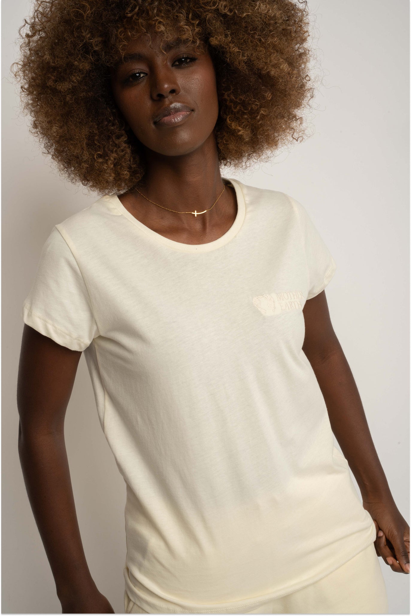 WOMEN'S CREAM T-SHIRT - SALINA