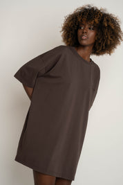 OVERSIZED T-SHIRT WITH A SUBSTANTIAL WASH EFFECT, DARK BROWN - KOMODO