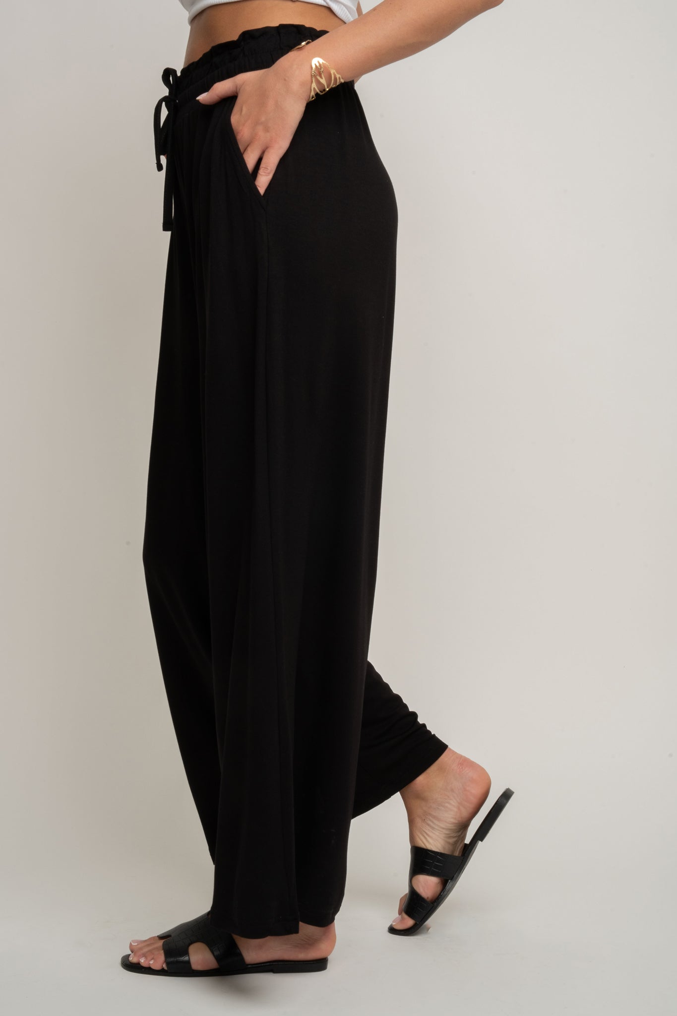 WOMEN'S VISCOSE TROUSERS BLACK - ELYSIA