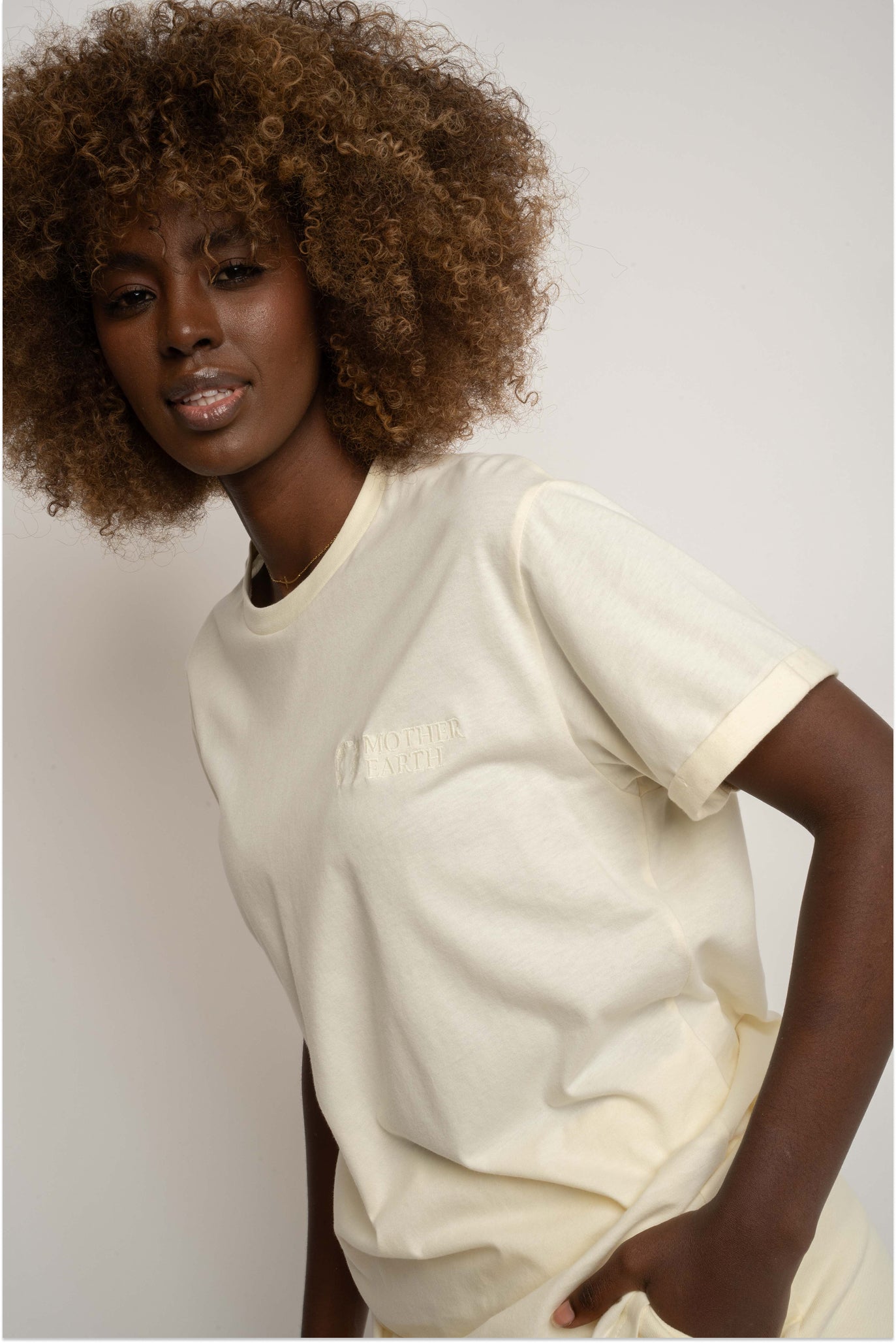 WOMEN'S CREAM T-SHIRT - TULUM