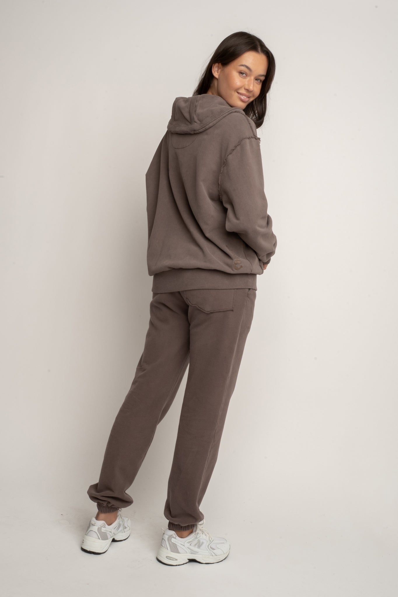 WASHED EFFECT HOODIE BROWN - KUOPIO