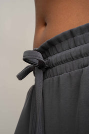 DAMSKIE SPODNIE Z MODALU SZARE - CALDERA