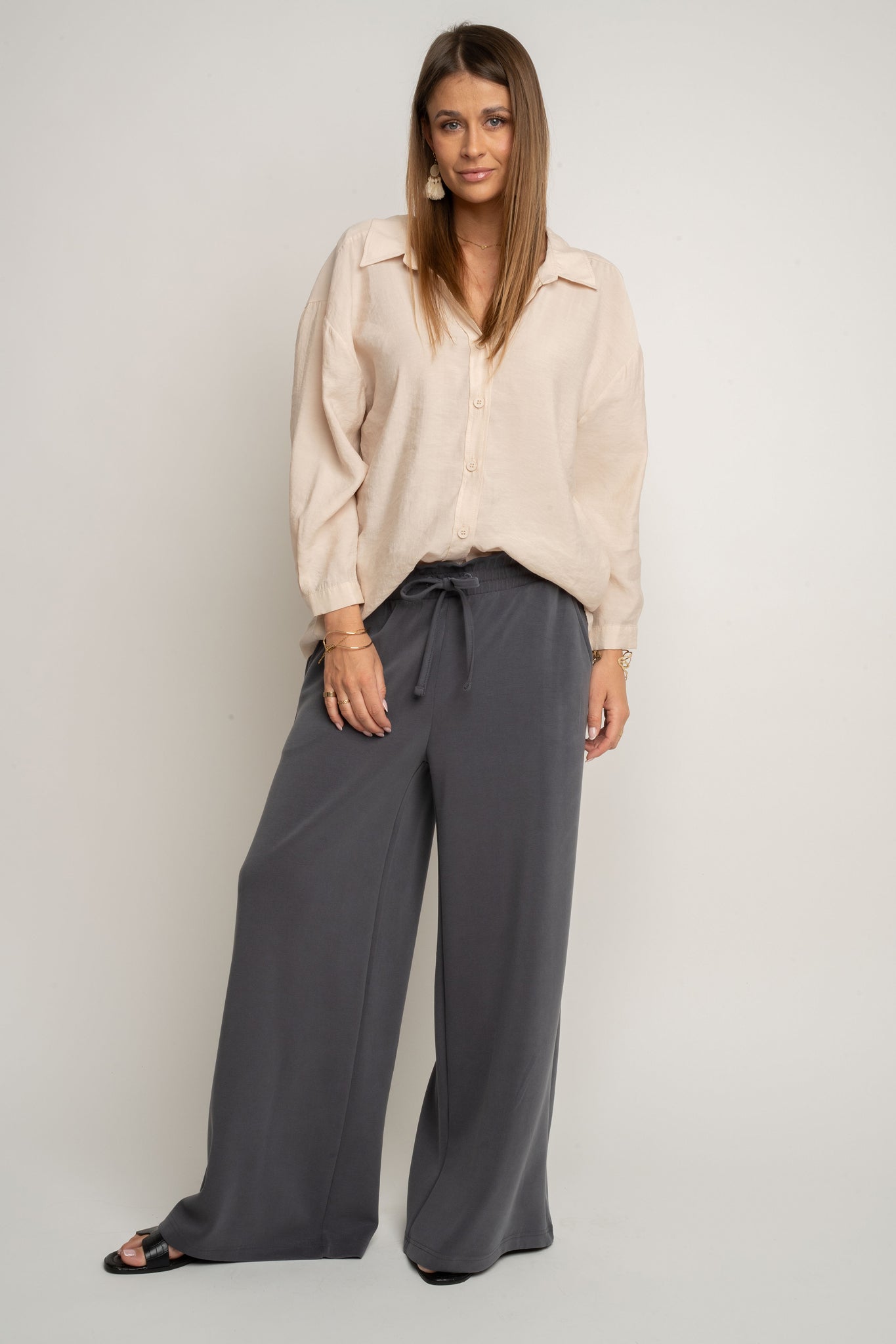 DAMSKIE SPODNIE Z MODALU SZARE - CALDERA