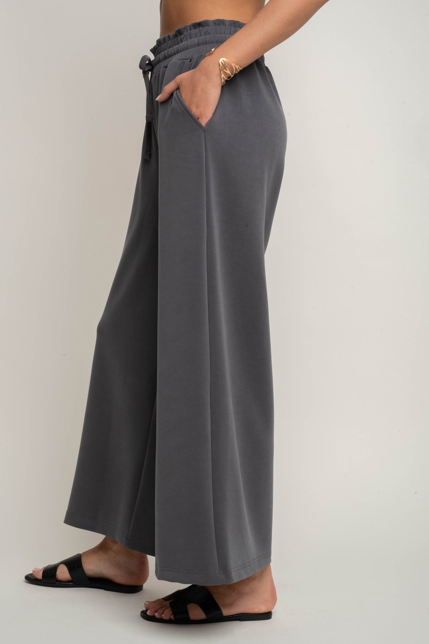 DAMSKIE SPODNIE Z MODALU SZARE - CALDERA