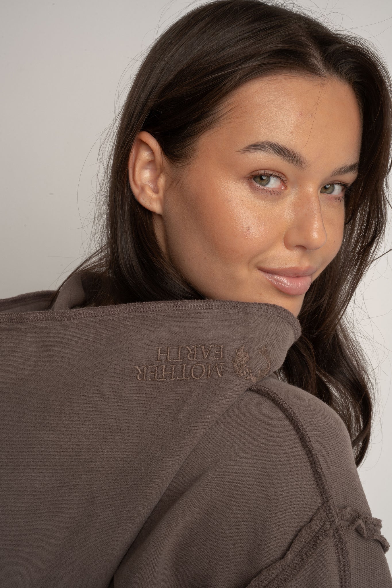 OVERSIZED WASHED EFFECT HOODIE BROWN - OSLO