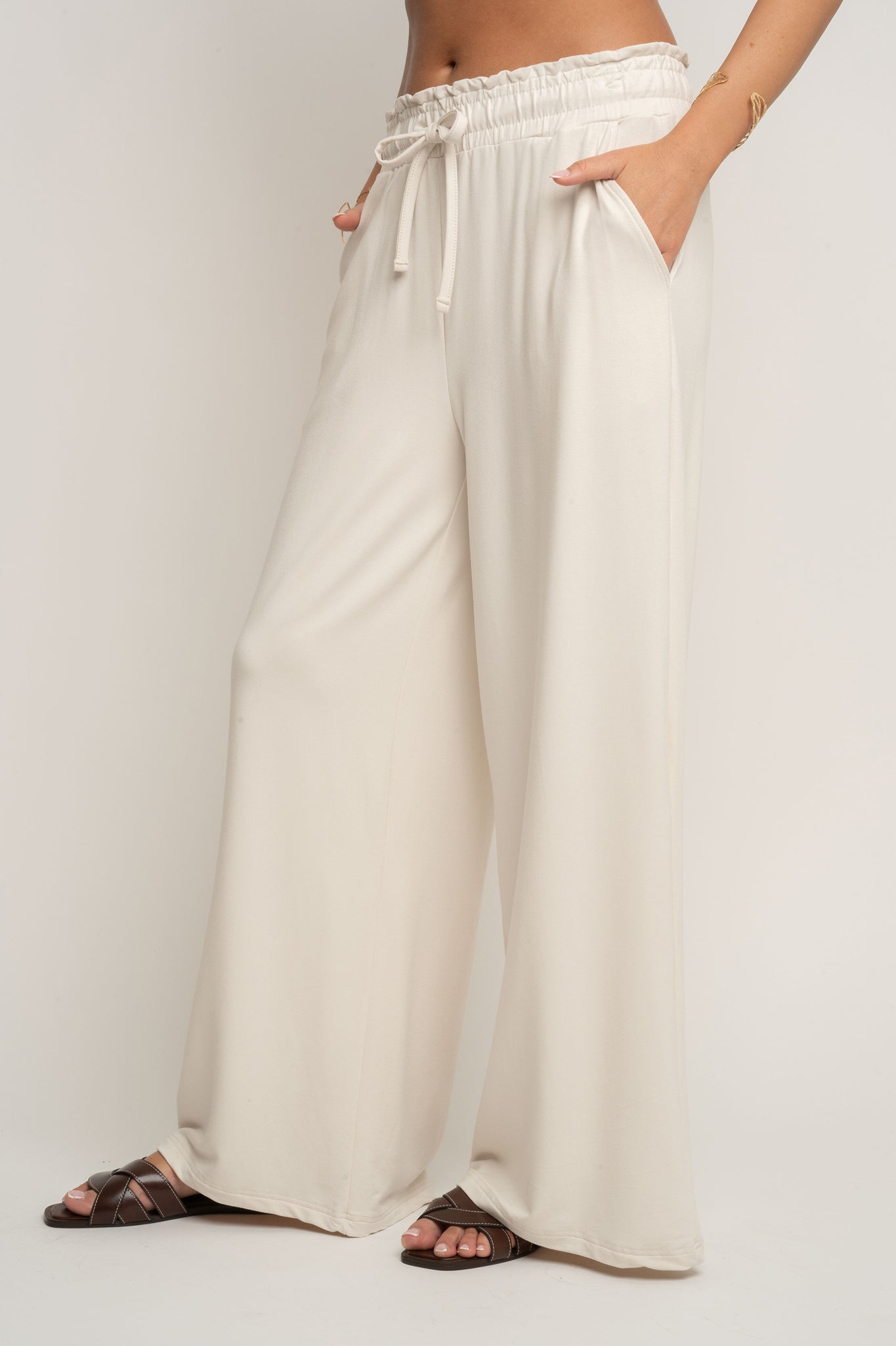 WOMEN'S ECRU VISCOSE TROUSERS - ELYSIA