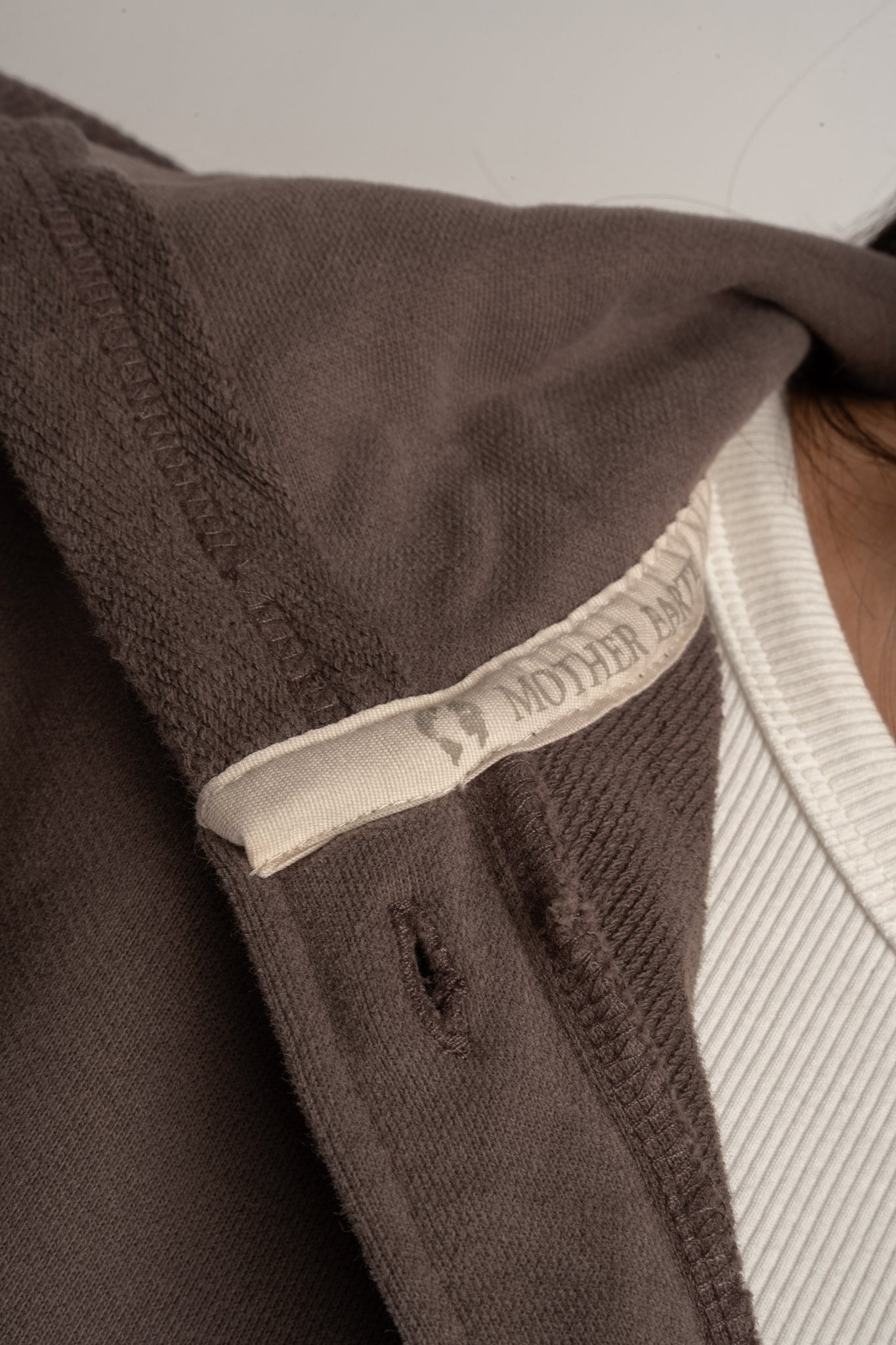 WASHED EFFECT HOODIE BROWN - LIMFJORD