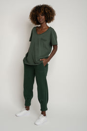 T-SHIRT OVERSIZE Z DELIKATNYM EFEKTEM SPRANIA ZIELONY - NUSA