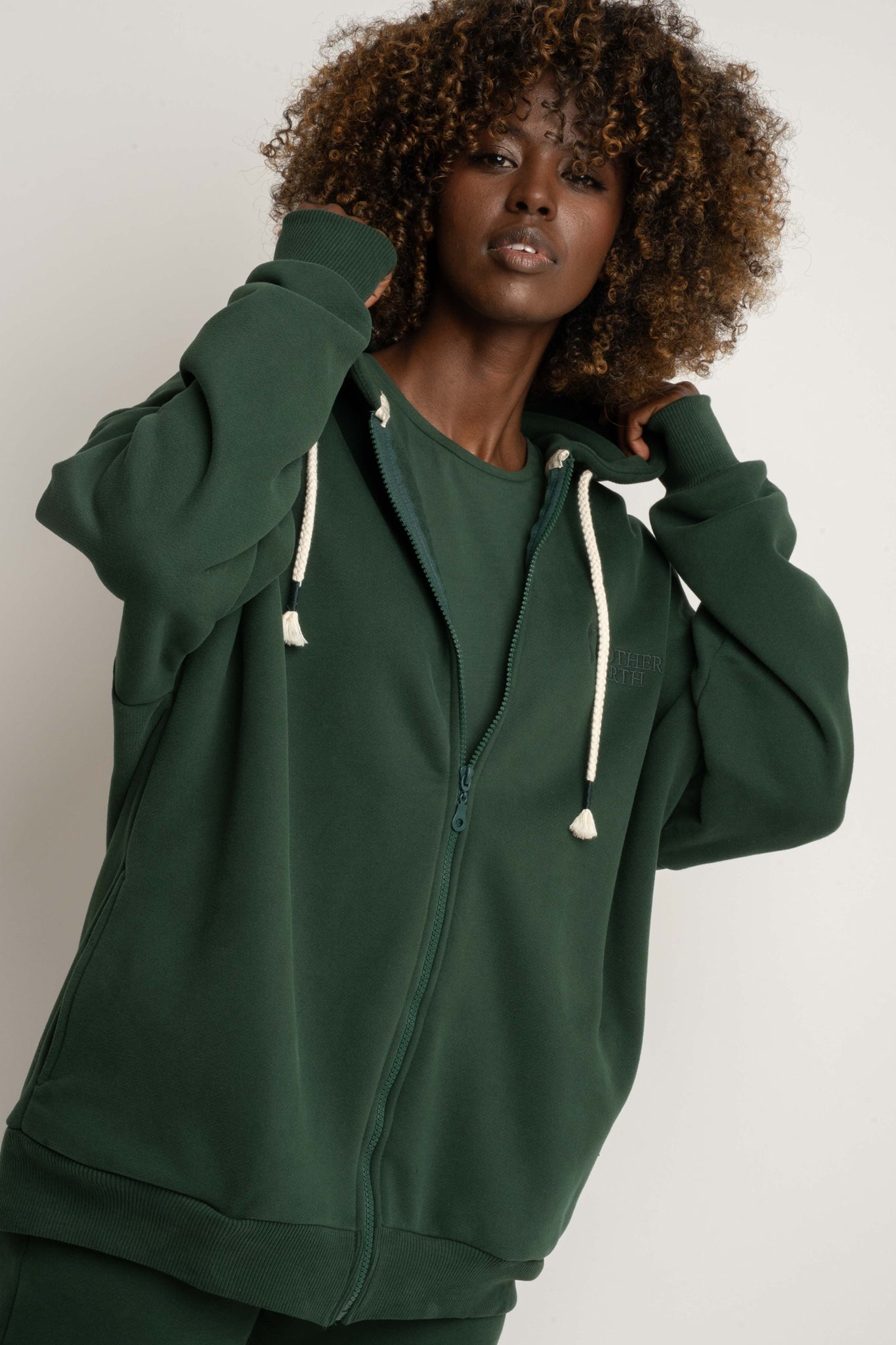 DARK GREEN HOODIE -NIKO
