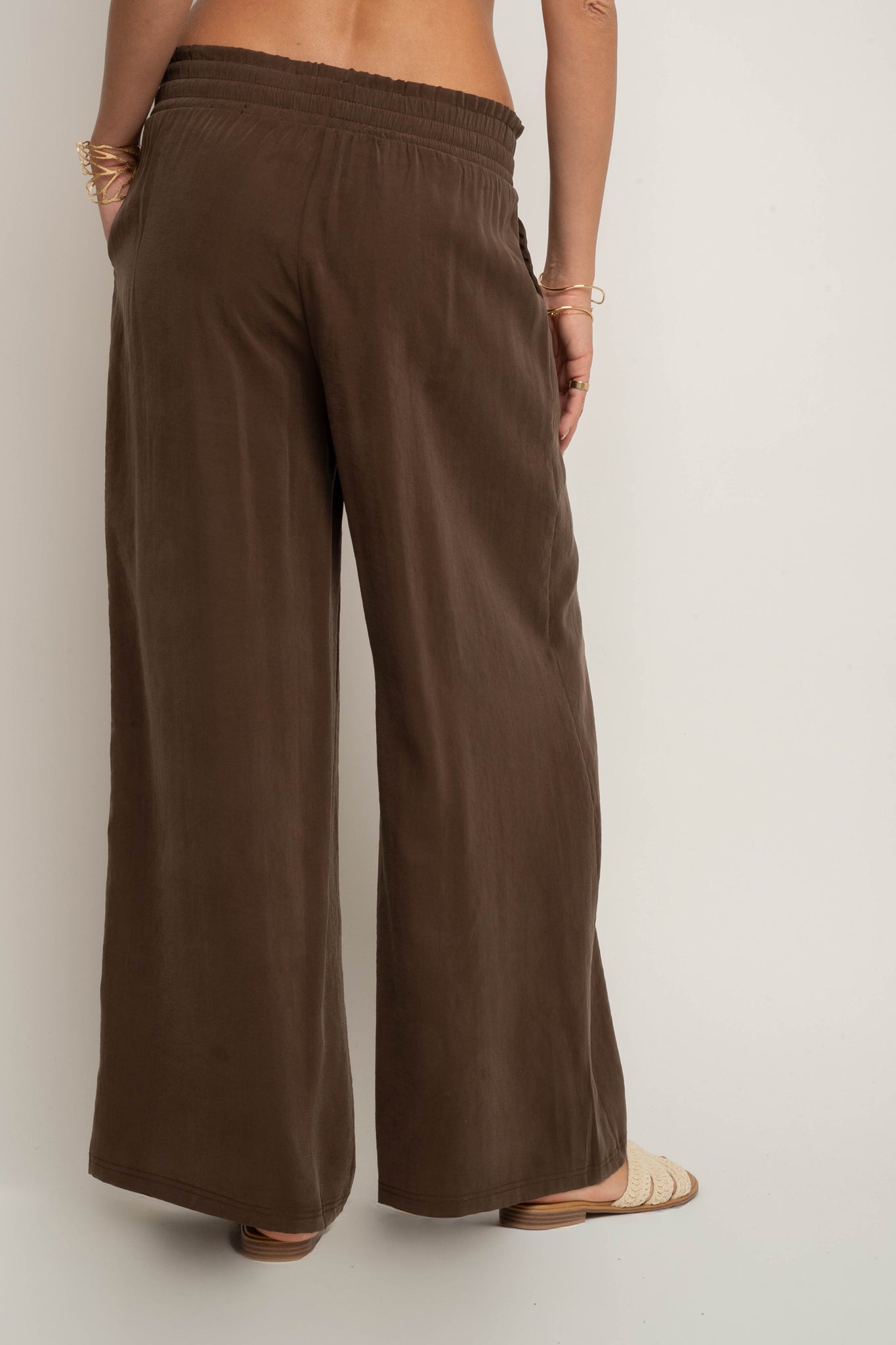 DAMSKIE SPODNIE Z MODALU BRĄZOWE - KYMA