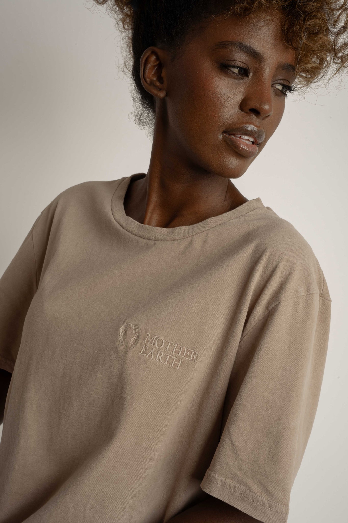 BEIGE WASHED-EFFECT T-SHIRT - TAHOE