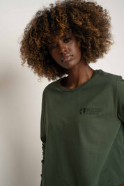 LONGSLEEVE OVERSIZE Z DELIKATNYM EFEKTEM SPRANIA ZIELONY - GILI