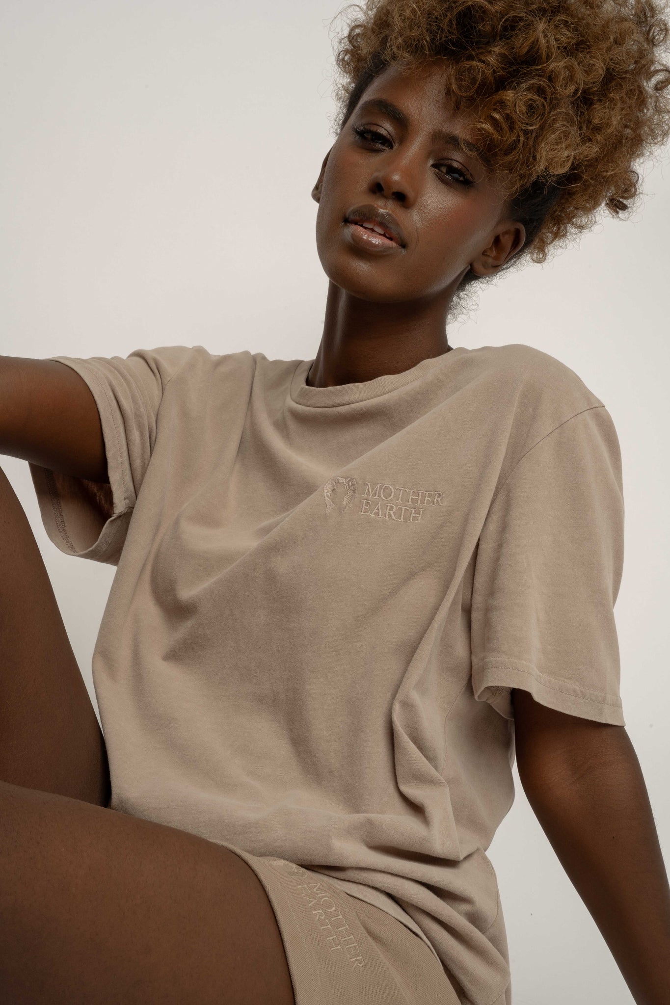 BEIGE WASHED-EFFECT T-SHIRT - TAHOE