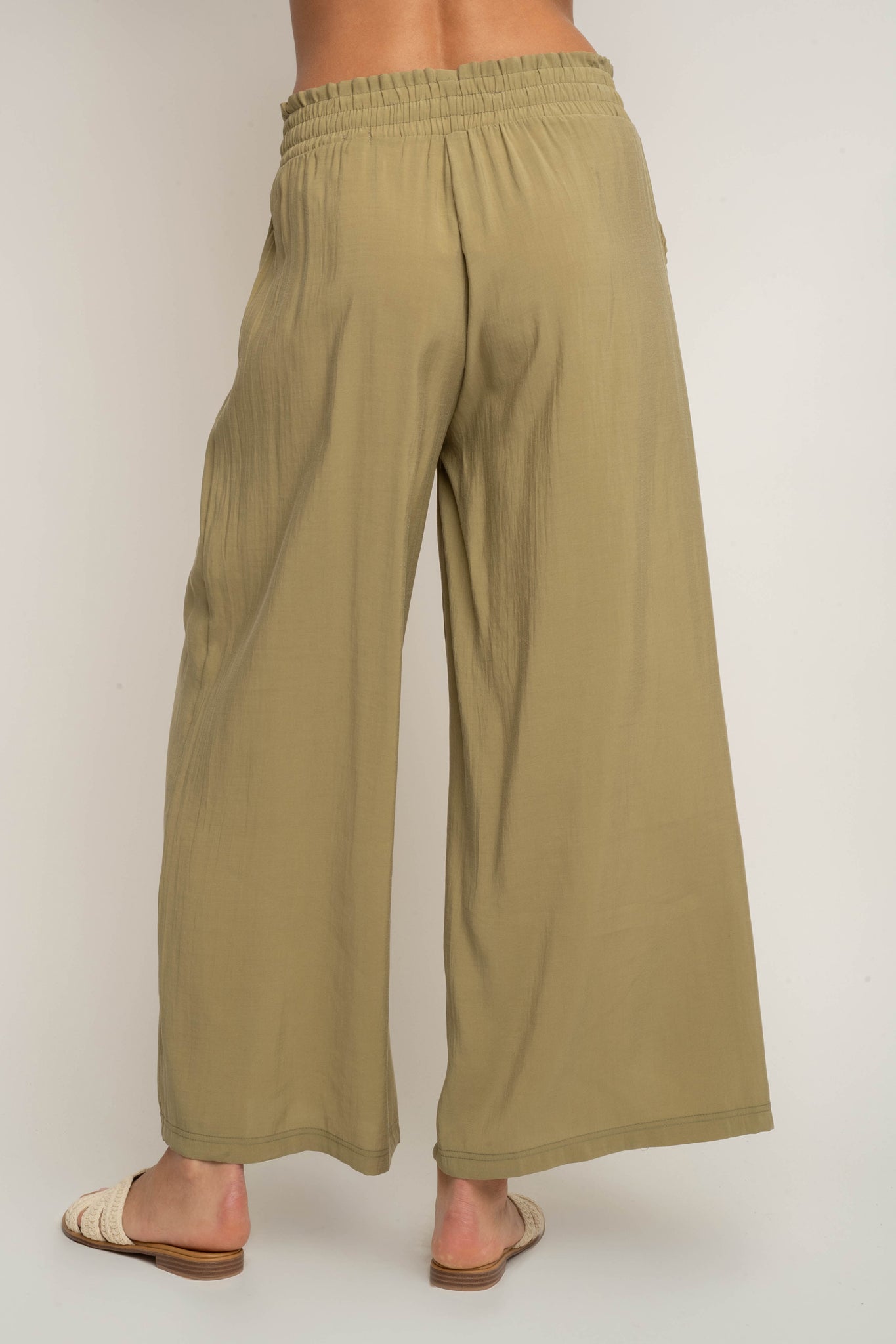 DAMSKIE SPODNIE Z MODALU ZIELONE - KYMA