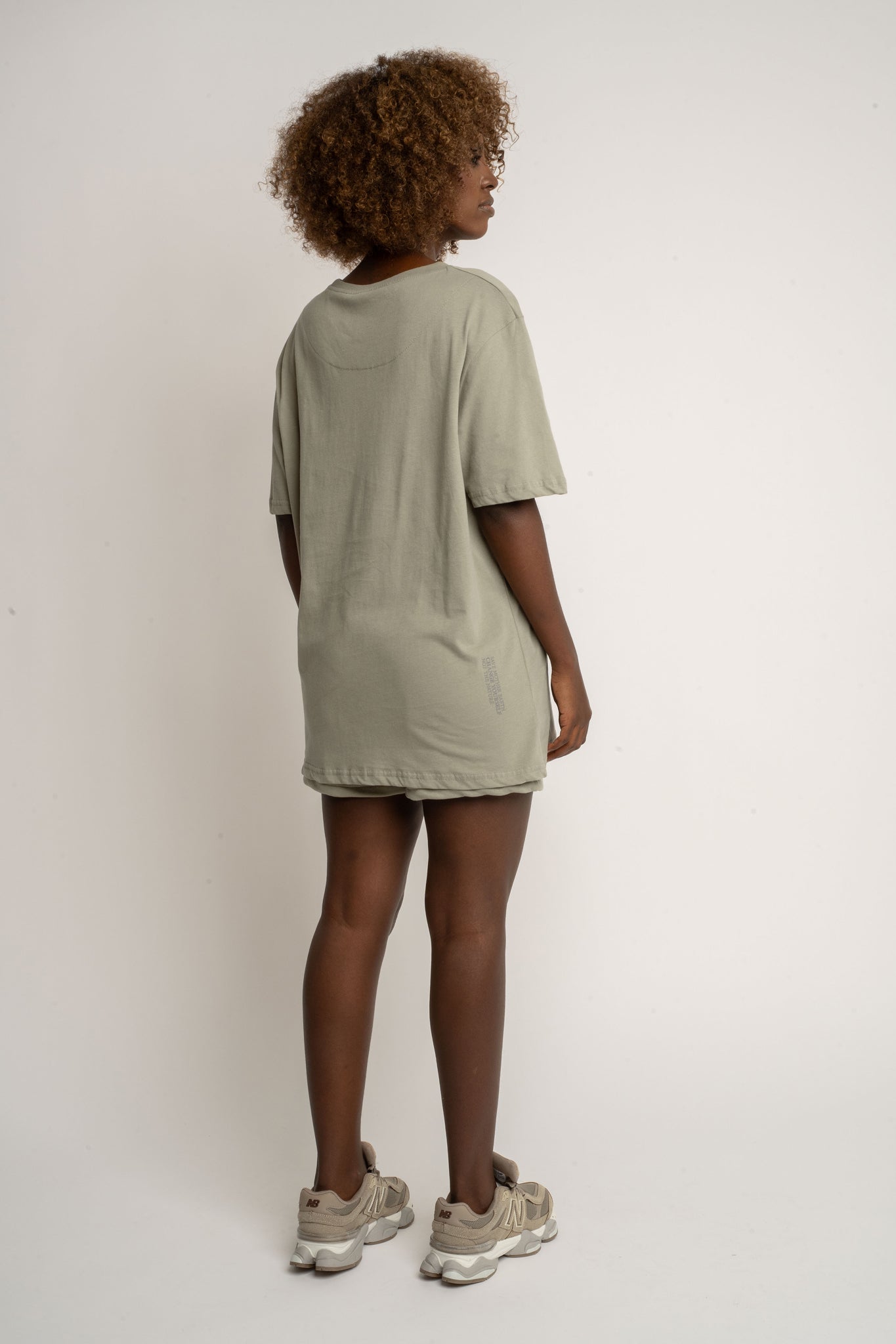 WOMEN'S GREEN T-SHIRT - BALI