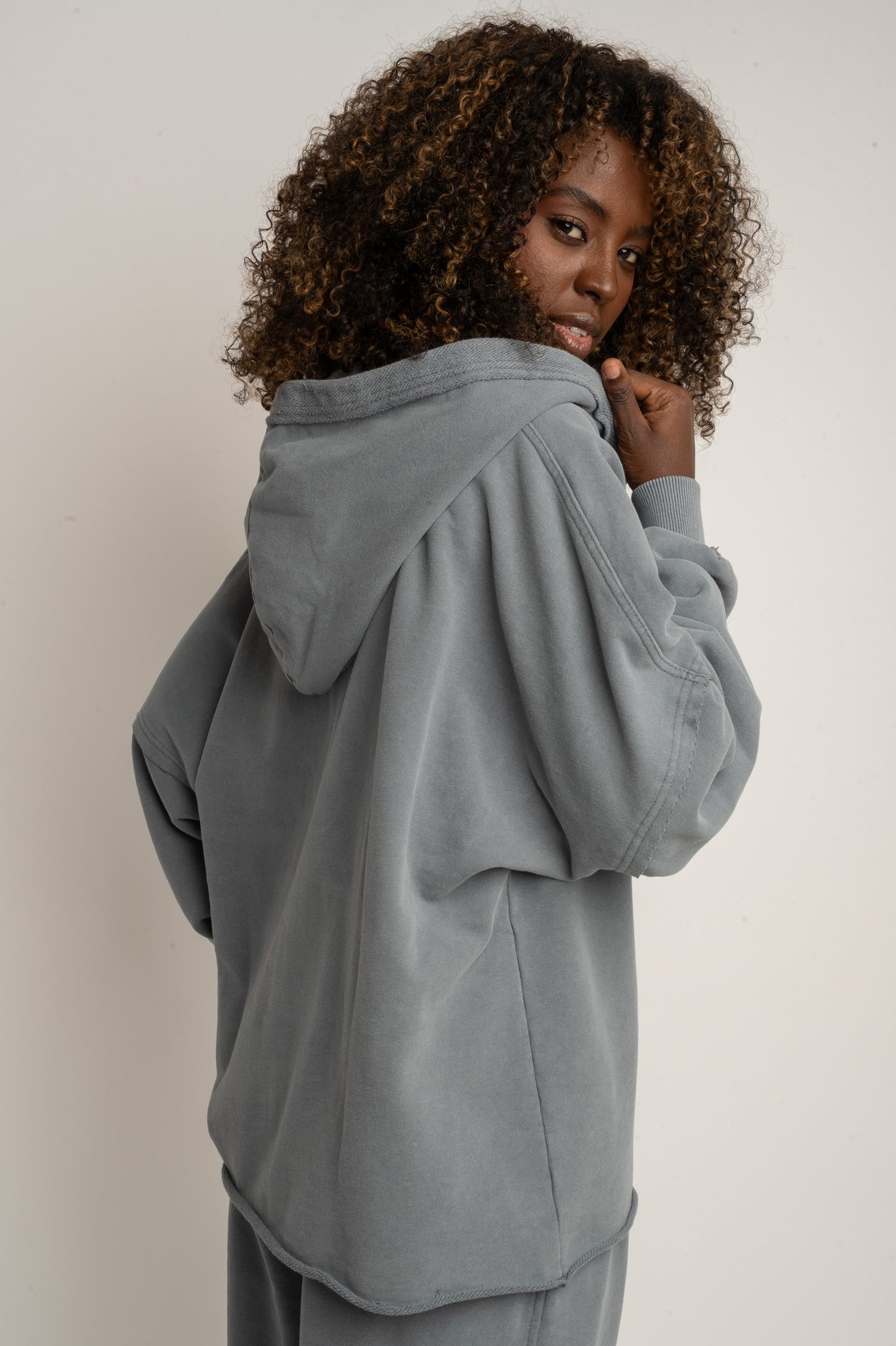 WASHED EFFECT HOODIE ANTHRACITE - LIMFJORD