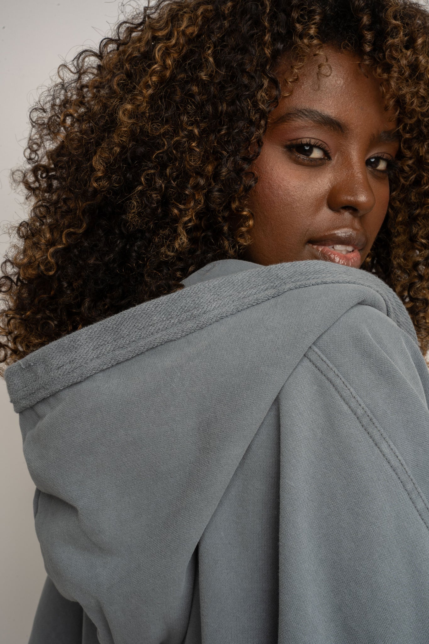 WASHED EFFECT HOODIE ANTHRACITE - LIMFJORD