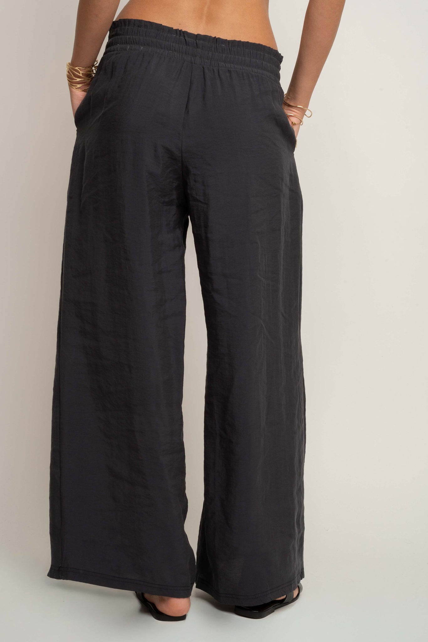 DAMSKIE SPODNIE Z MODALU GRAFITOWE - KYMA