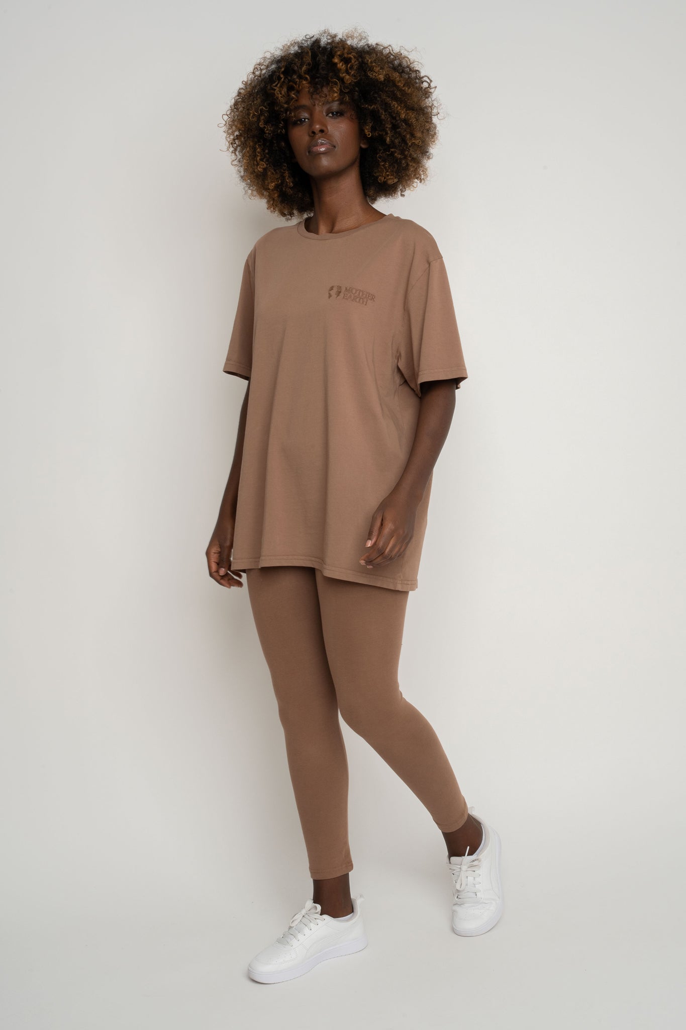OVERSIZED T-SHIRT WITH A DELICATE WASHED EFFECT BROWN - OYSTER