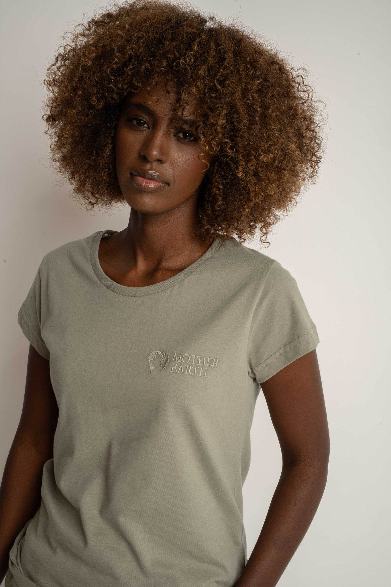 WOMEN'S WHITE T-SHIRT - SALINA