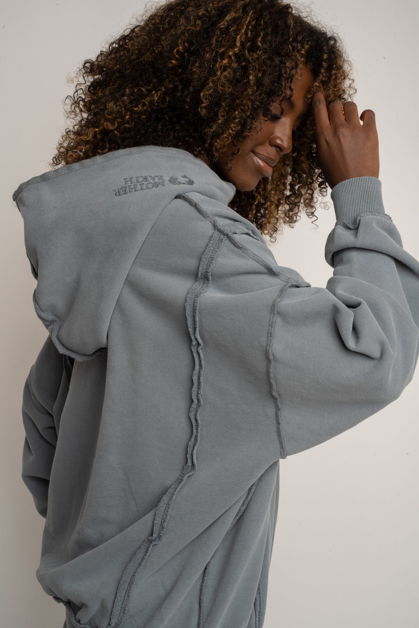 OVERSIZE WASHED SWEATSHIRT IN ANTHRACITE - OSLO
