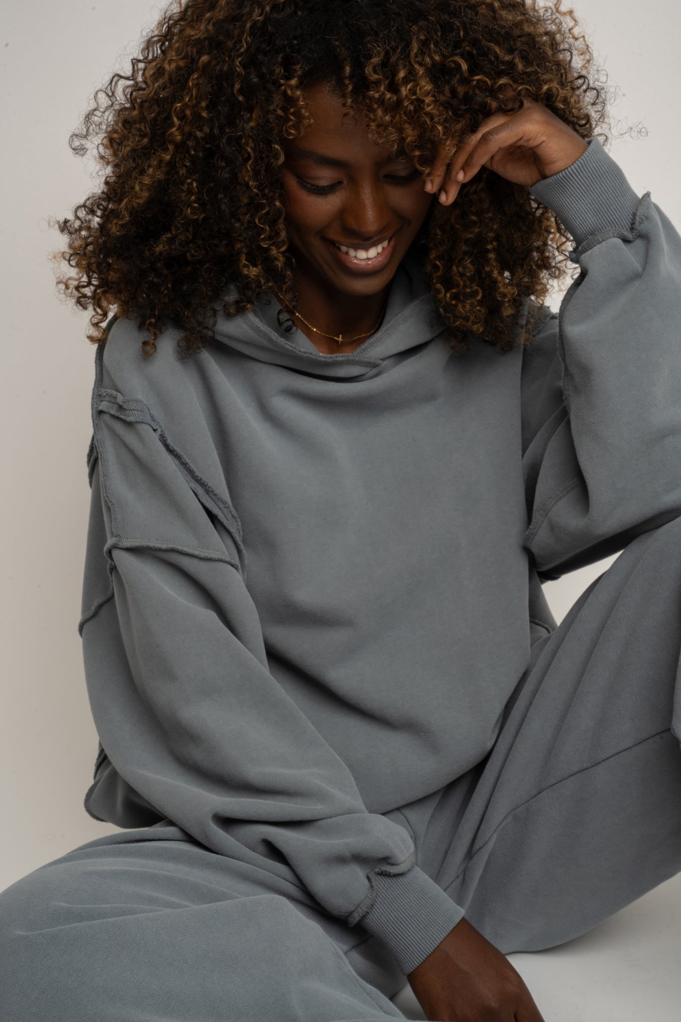 OVERSIZE WASHED SWEATSHIRT IN ANTHRACITE - OSLO