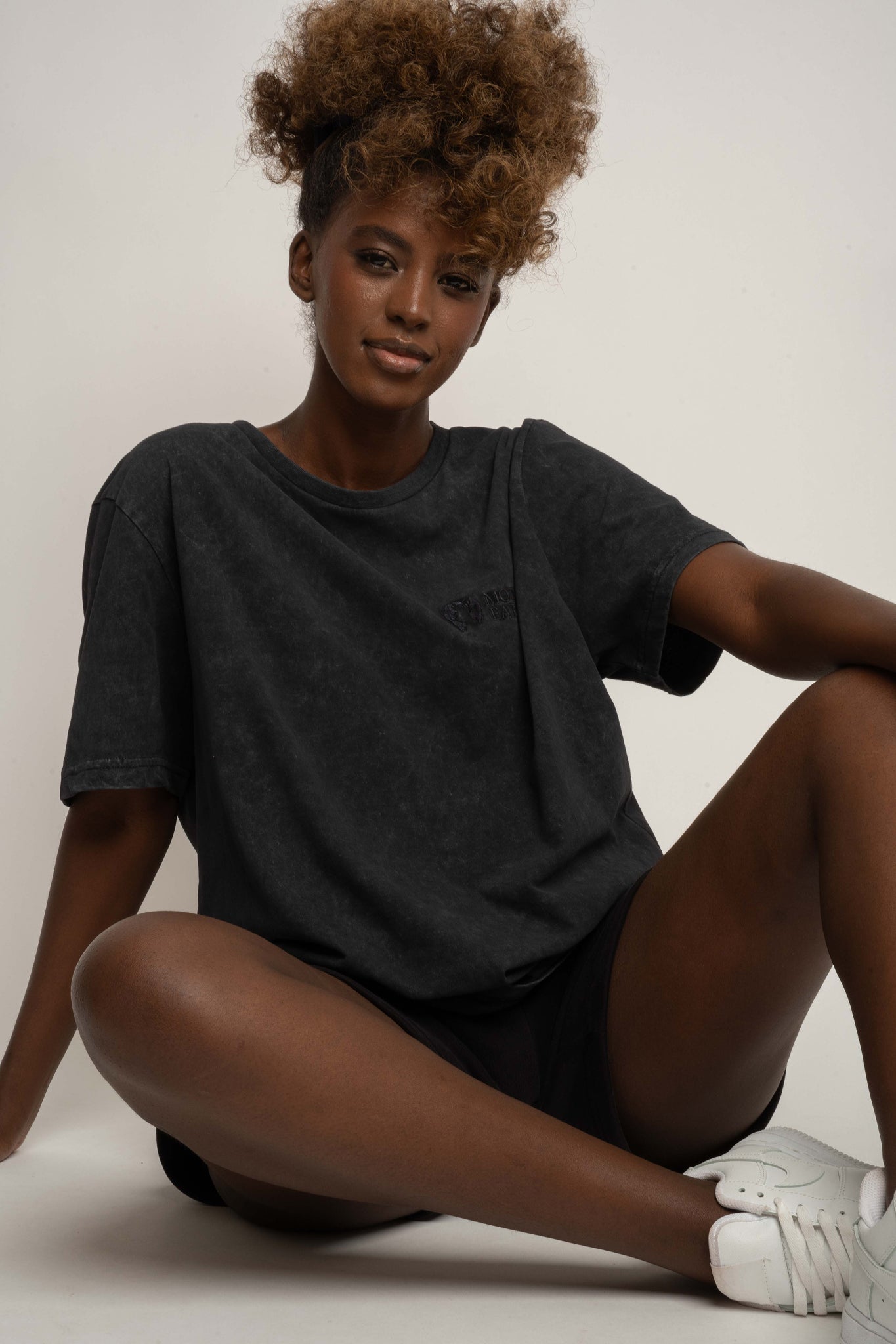 WASHED BLACK T-SHIRT - TAHOE