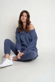 LONG OVERSIZE SWEATSHIRT WITH A V-NECK COBALT - EGINA