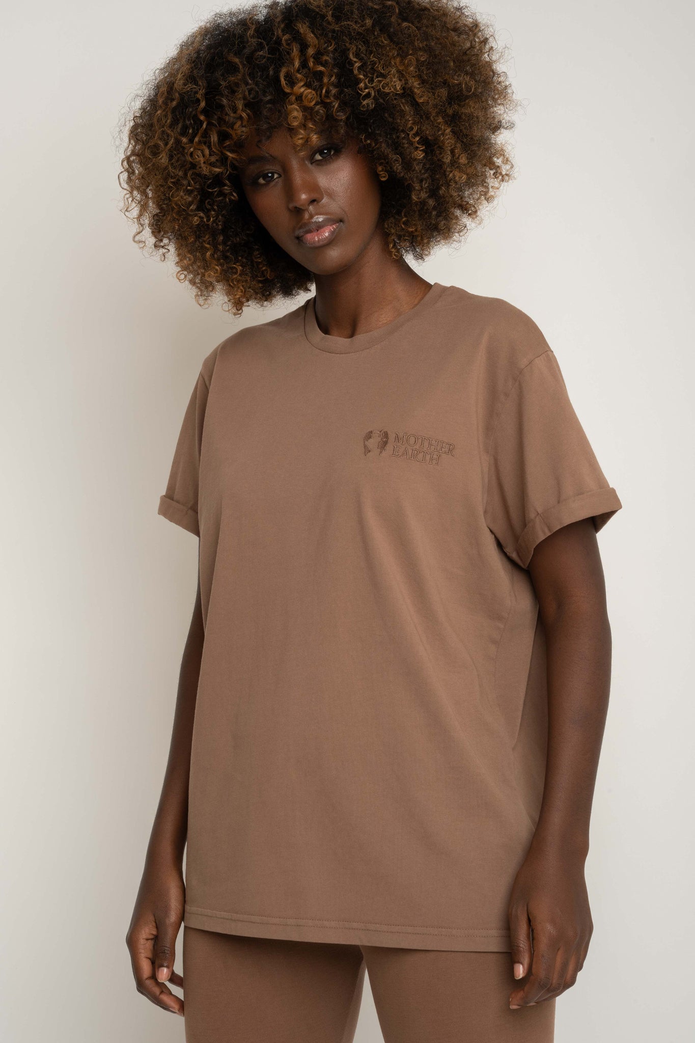OVERSIZED T-SHIRT WITH A SOFT WASHED EFFECT BROWN - MORAINE