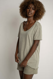 T-SHIRT Z EFEKTEM WASHED OLIWKOWY - SEINE