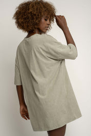 T-SHIRT OVERSIZE Z EFEKTEM WASHED OLIWKOWY - COMO