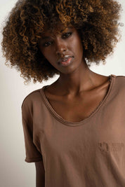 OVERSIZED T-SHIRT WITH A SUBSTANTIAL WASH EFFECT, BROWN - NUSA
